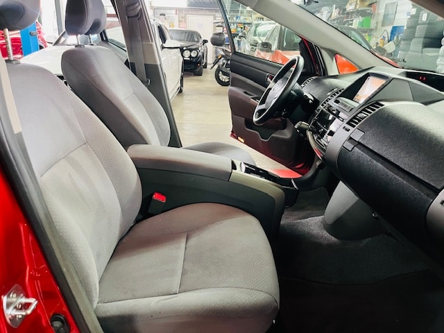 TOYOTA Prius 1.5 16V Hybrid-image-11