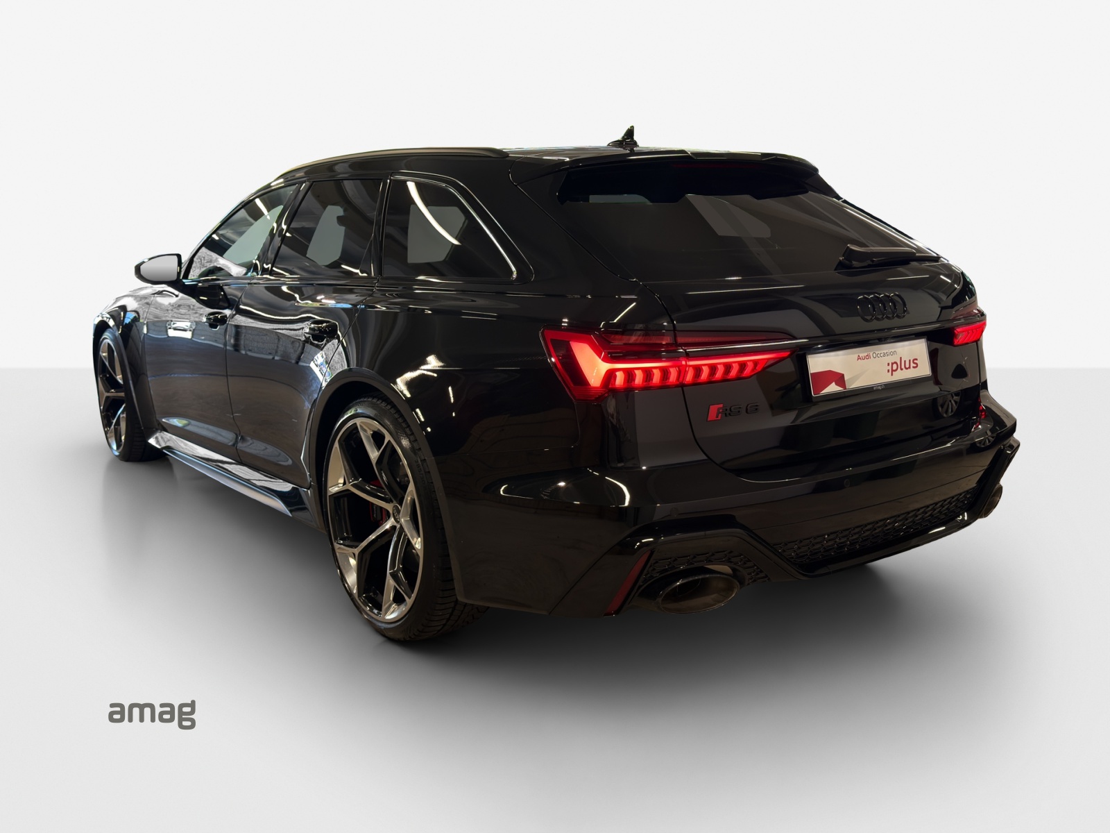AUDI RS6 Avant 4.0 TFSI V8 Performance quattro-showroom-element-2