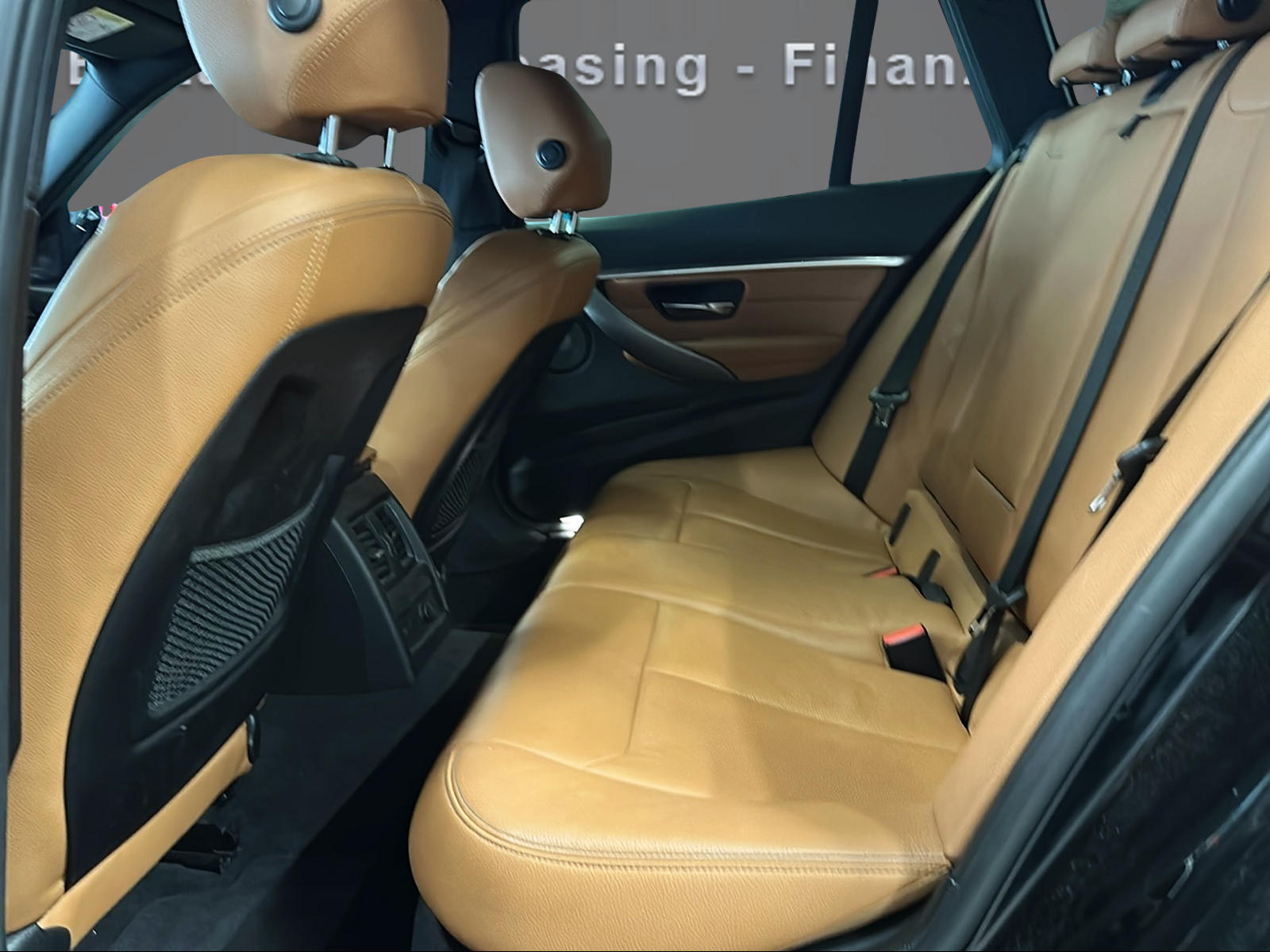 BMW 335d xDrive Touring Edition M Sport Steptronic-image-11