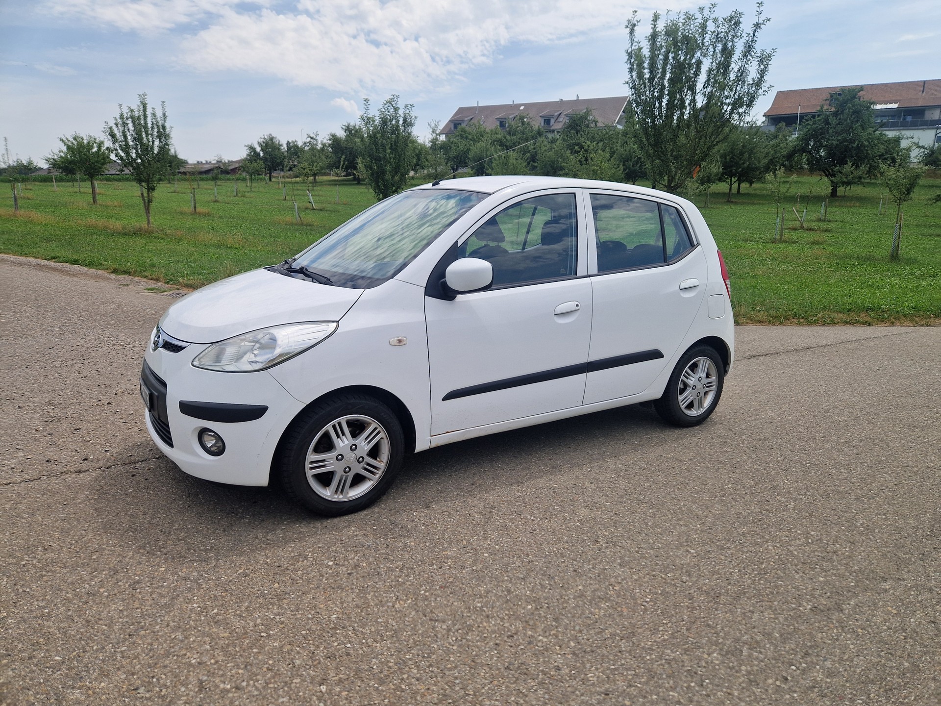 HYUNDAI i10 1.2 Style * Frisch ab MFK-showroom-element-2