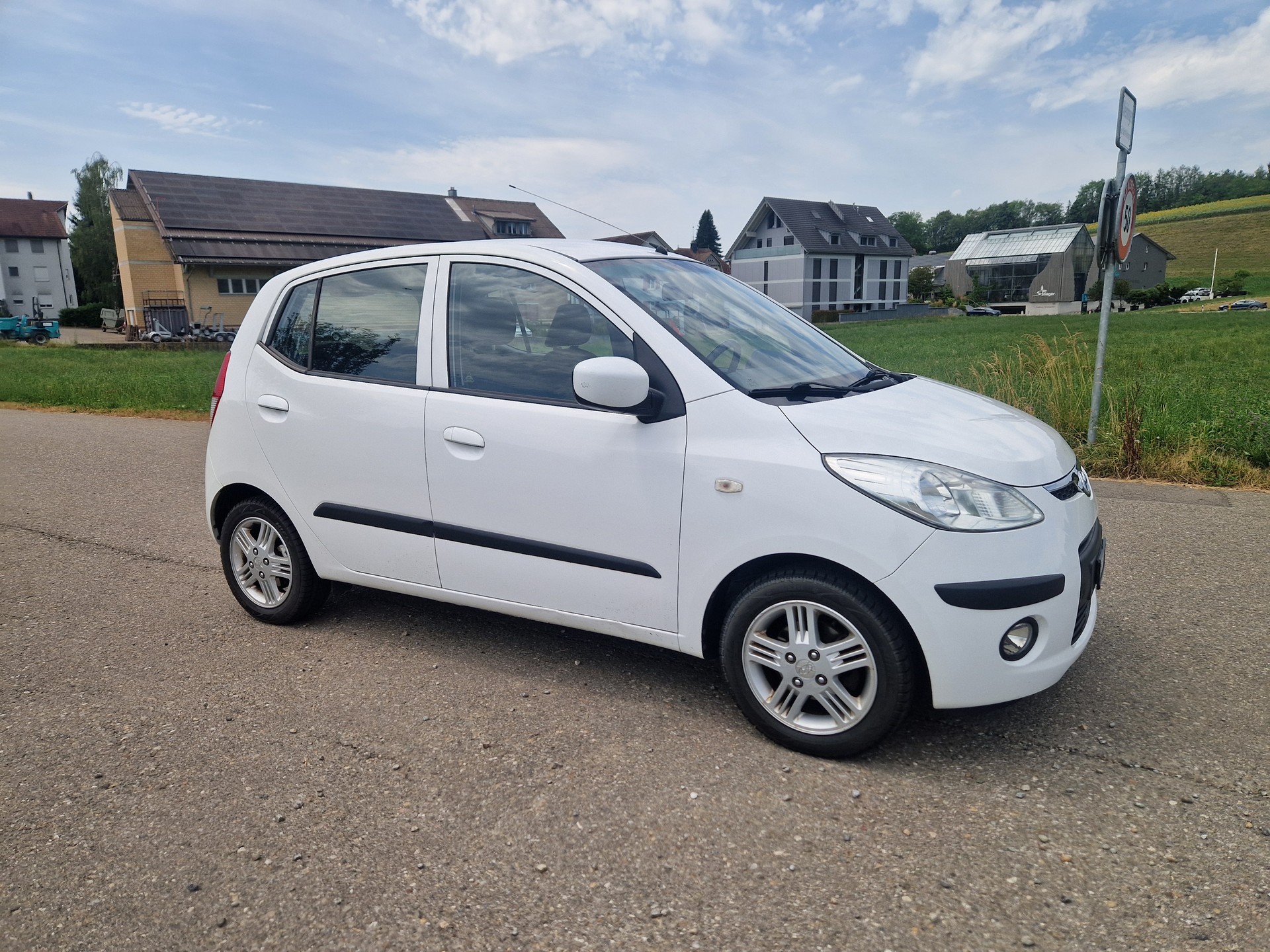 HYUNDAI i10 1.2 Style * Frisch ab MFK-showroom-element-3