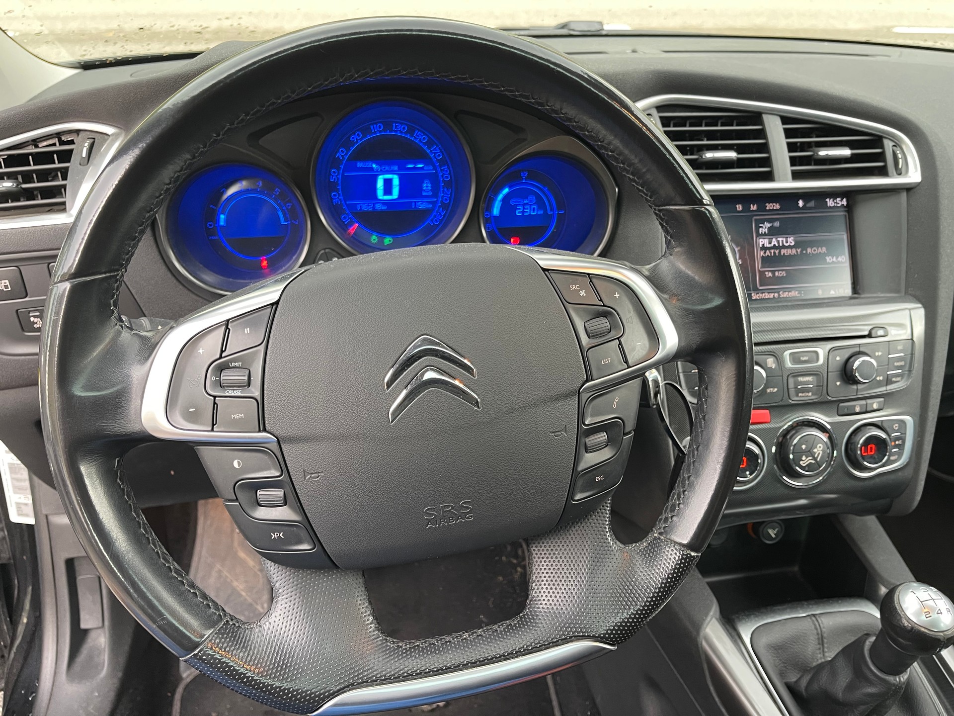 CITROEN C4 Berline 1.6 VTi Exclusive-image-11