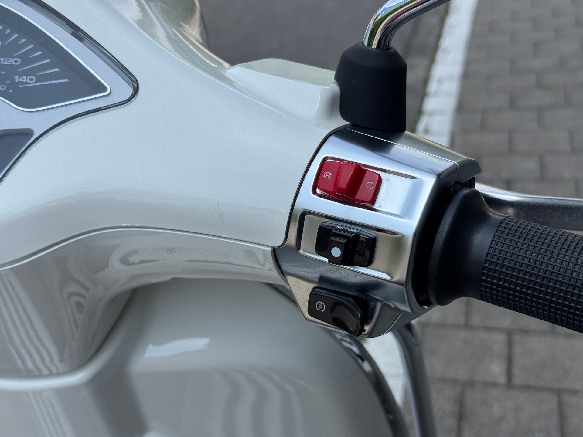 PIAGGIO Vespa 125 Primavera i.e. 3V ABS-image-8