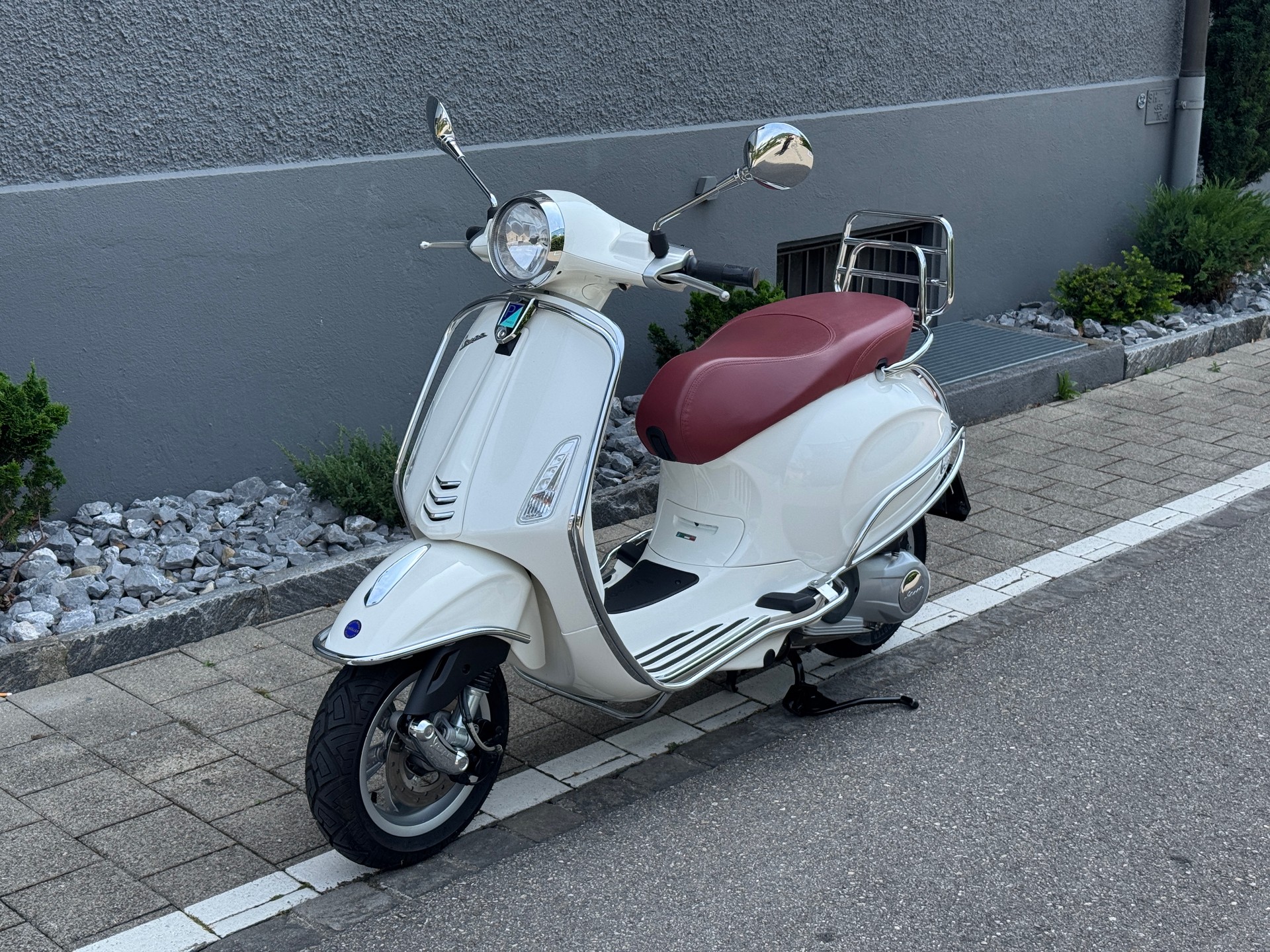 PIAGGIO Vespa 125 Primavera i.e. 3V ABS-image-0