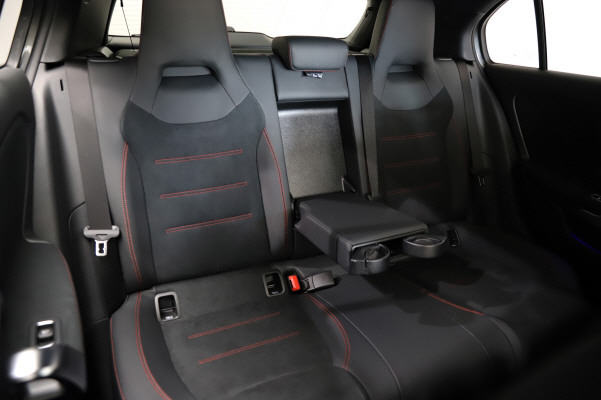 MERCEDES-BENZ A 180 d 8G-DCT-image-10