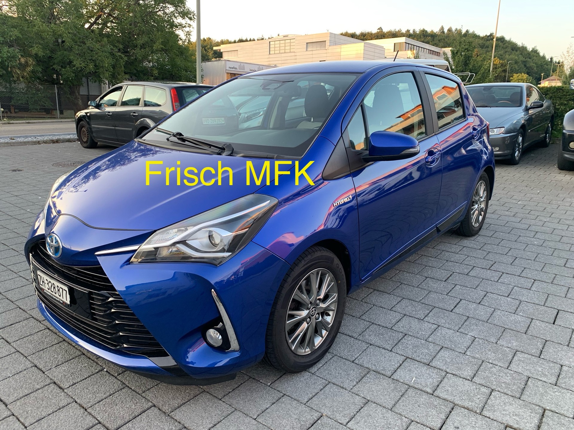 TOYOTA Yaris 1.5 VVT-i Hybrid Style e-CVT