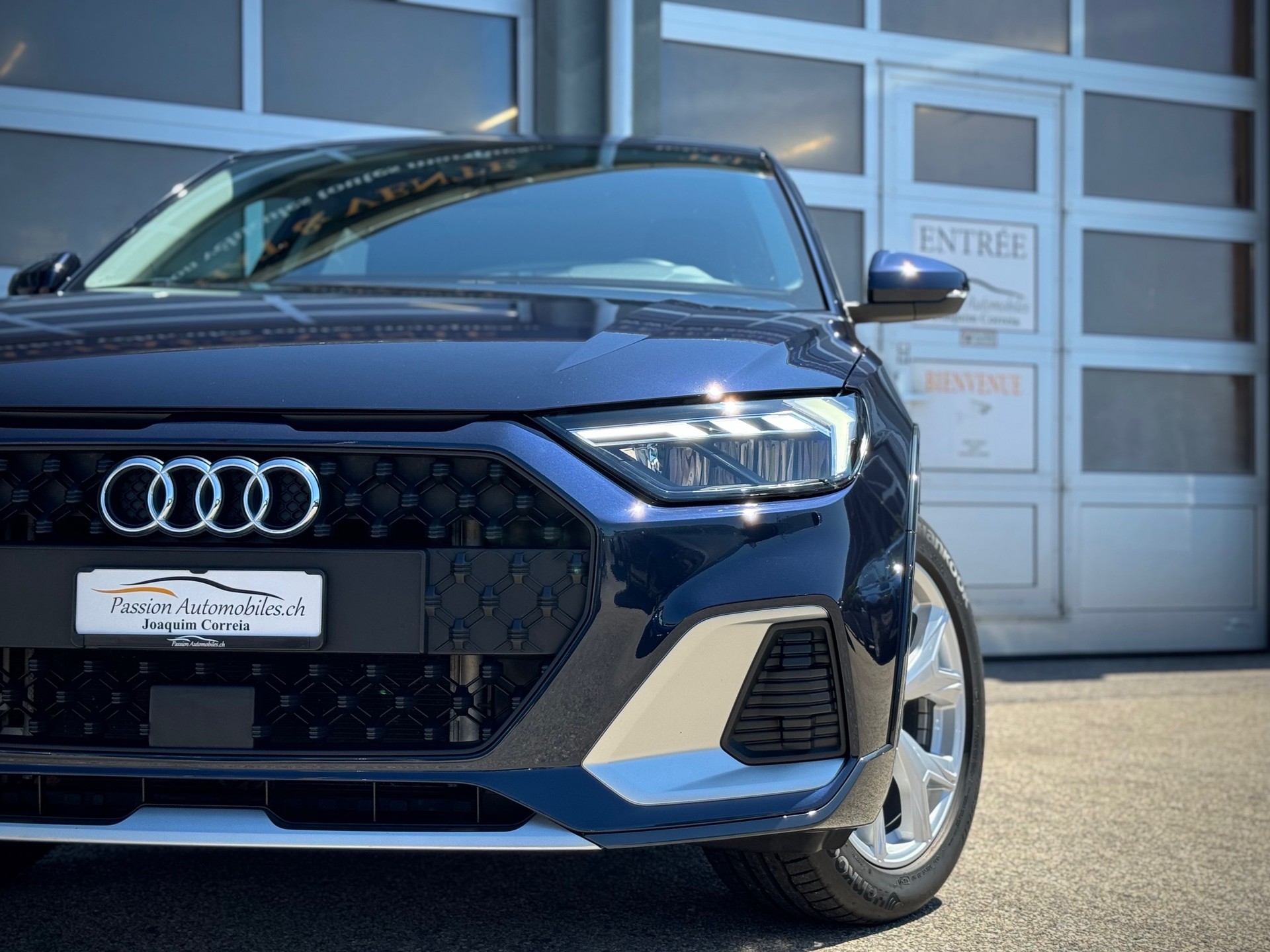 AUDI A1 City Carver 30 TFSI S-tronic-image-4