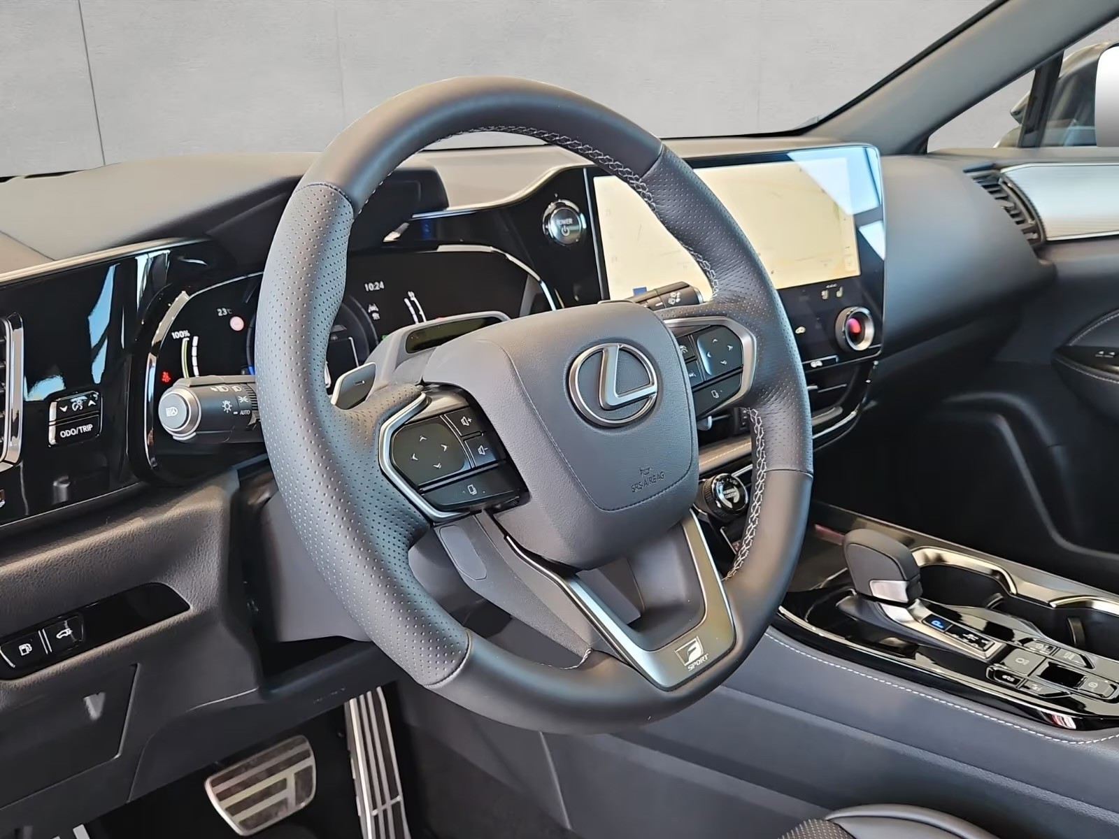 LEXUS NX 450h+ E-FOUR F Sport-showroom-element-1