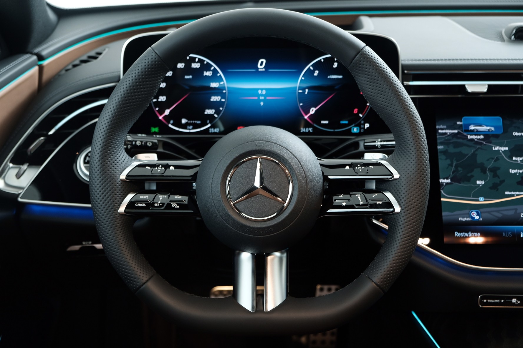 MERCEDES-BENZ E 450 d T 4Matic 9G-Tronic-image-7