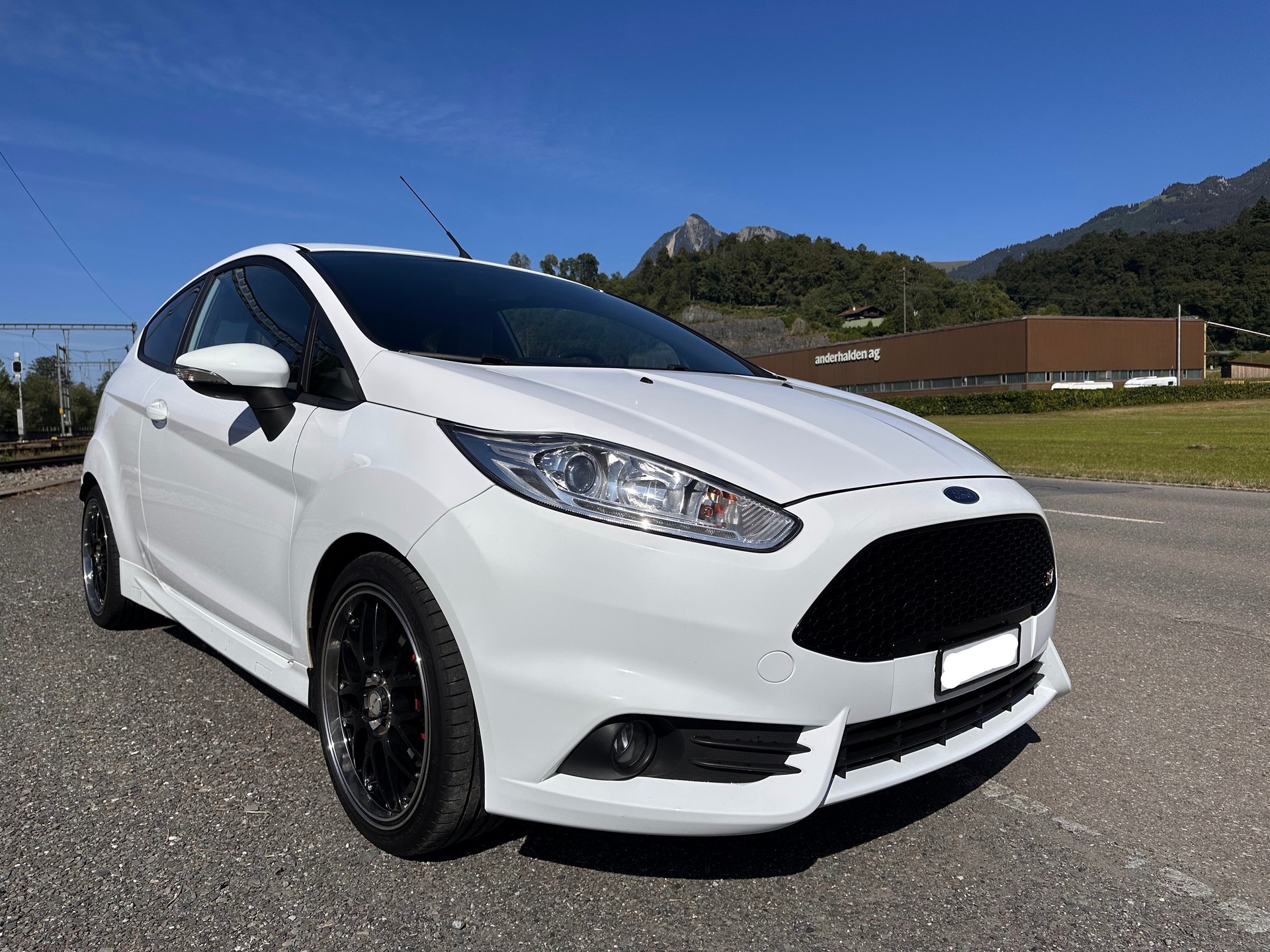 FORD 1.6 EcoB ST-2
