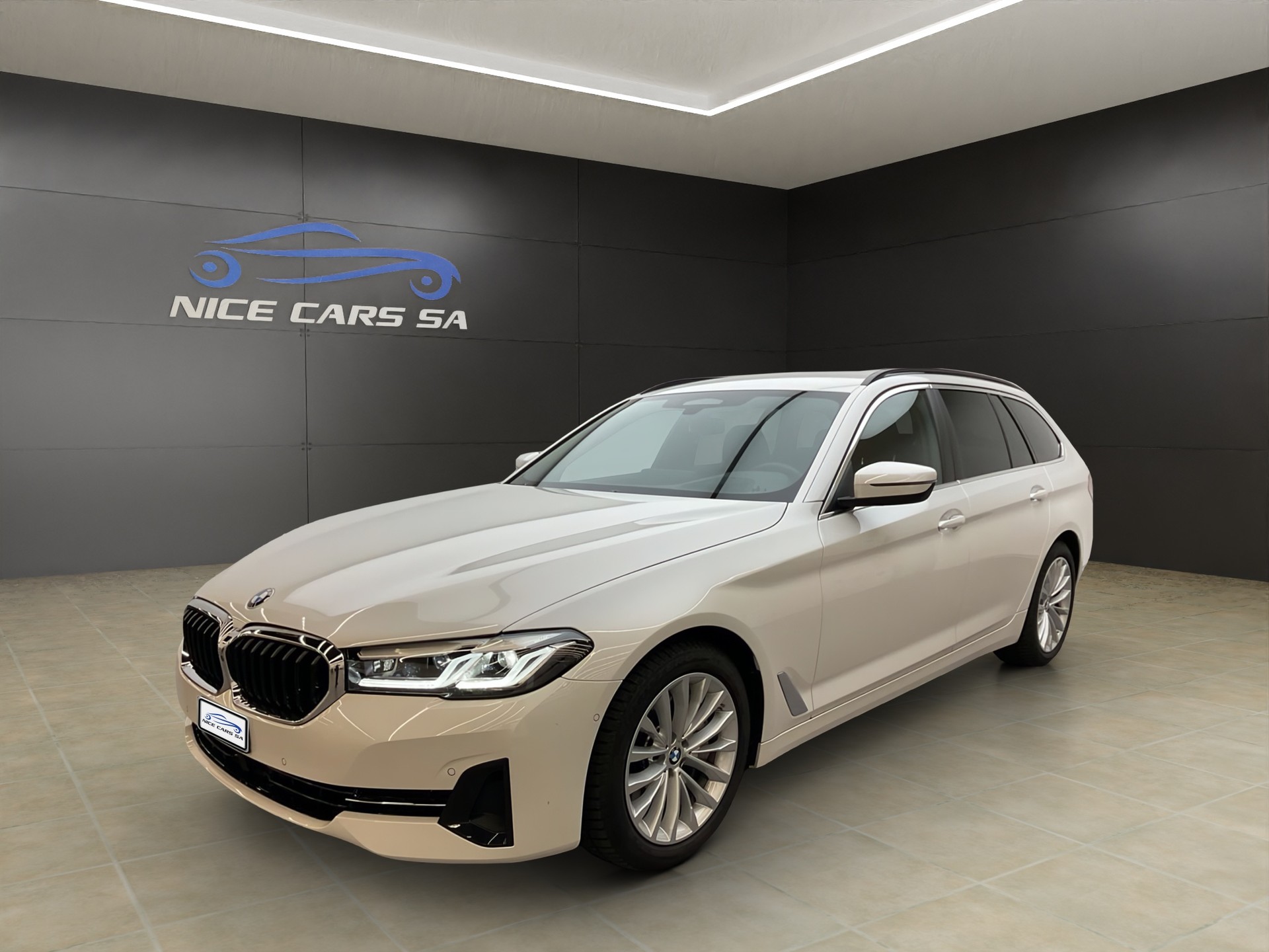 BMW 530d xDrive 48V Touring Steptronic
