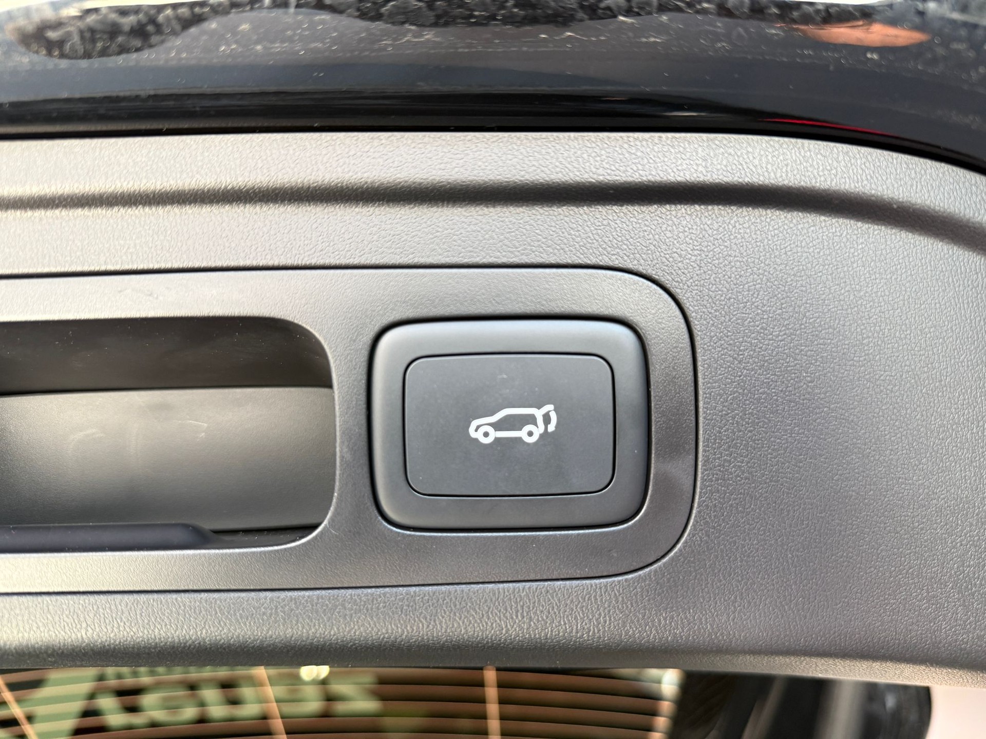 MG S5 EV 64kWh Luxury-image-23