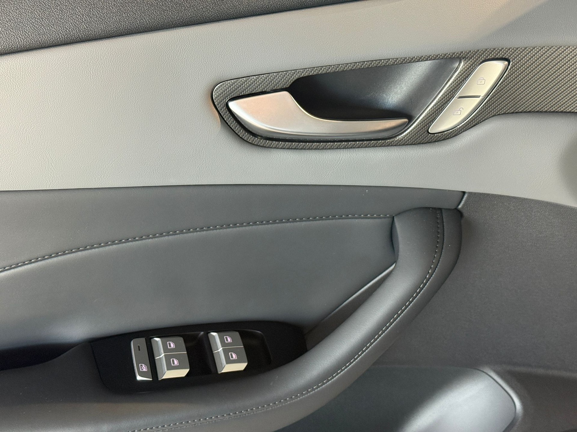 MG S5 EV 64kWh Luxury-image-20