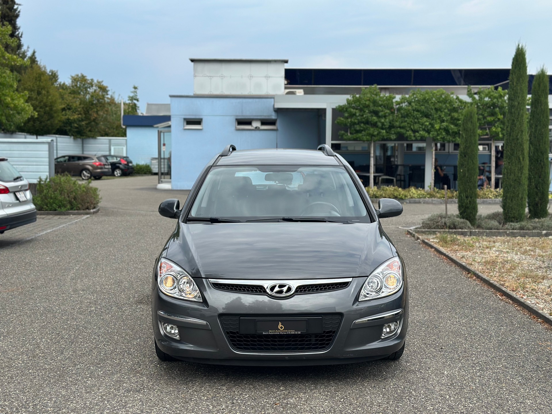 HYUNDAI i30 Wagon 1.6 CRDi Style Automatic-image-1