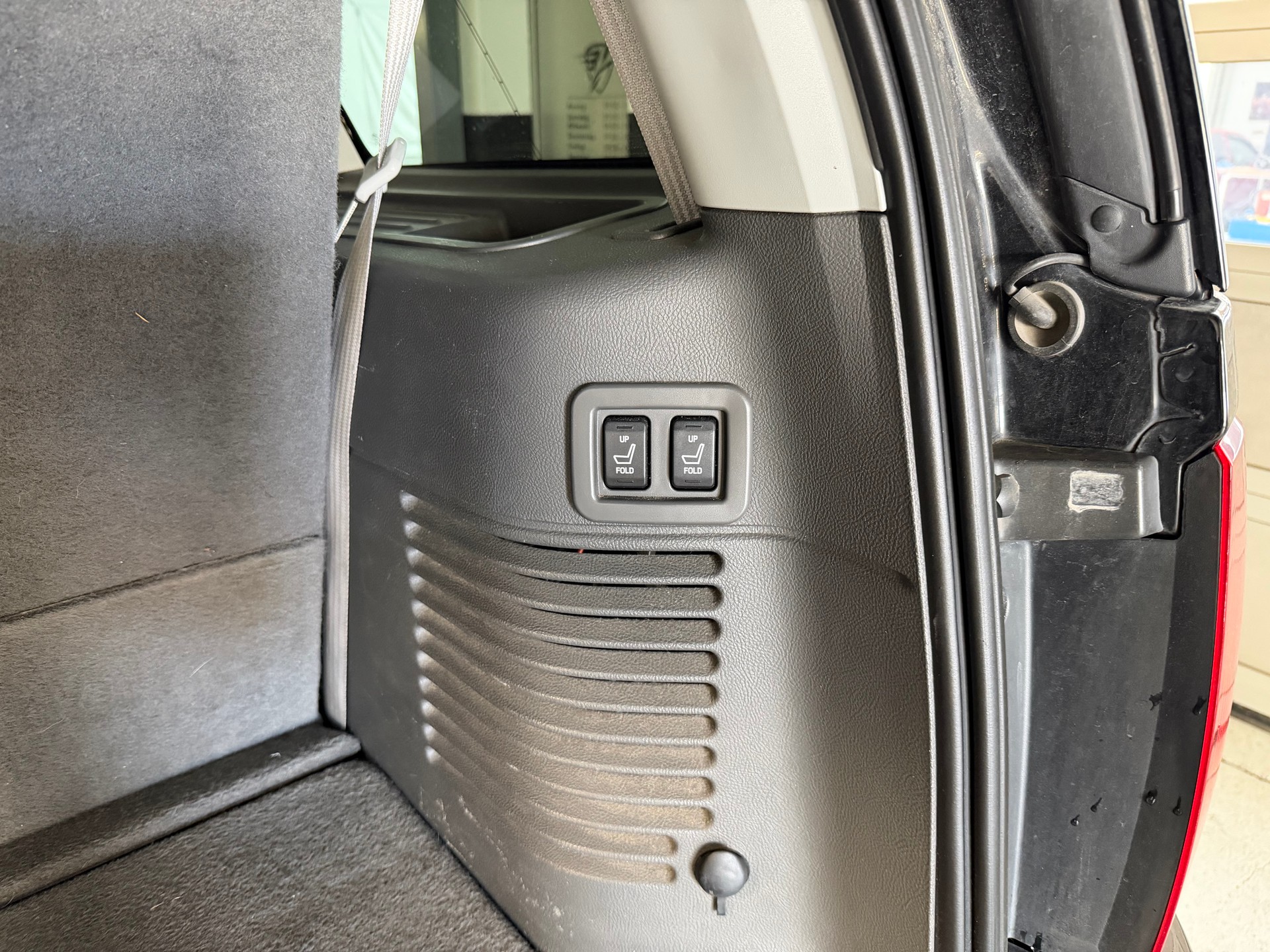 LINCOLN Navigator-image-23
