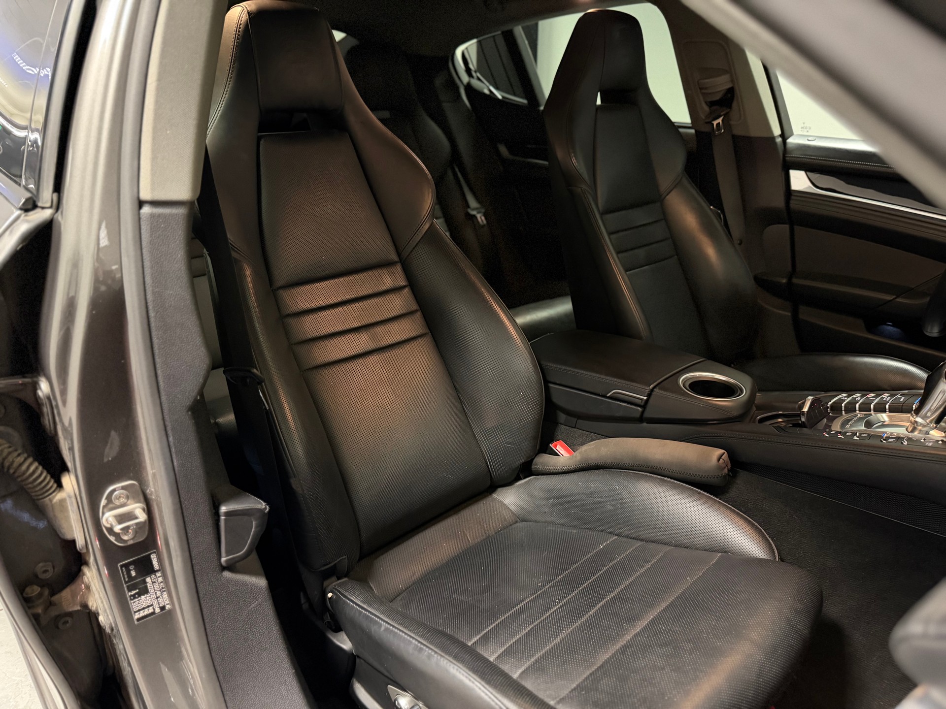 PORSCHE Panamera 4S 3.0 PDK-image-16