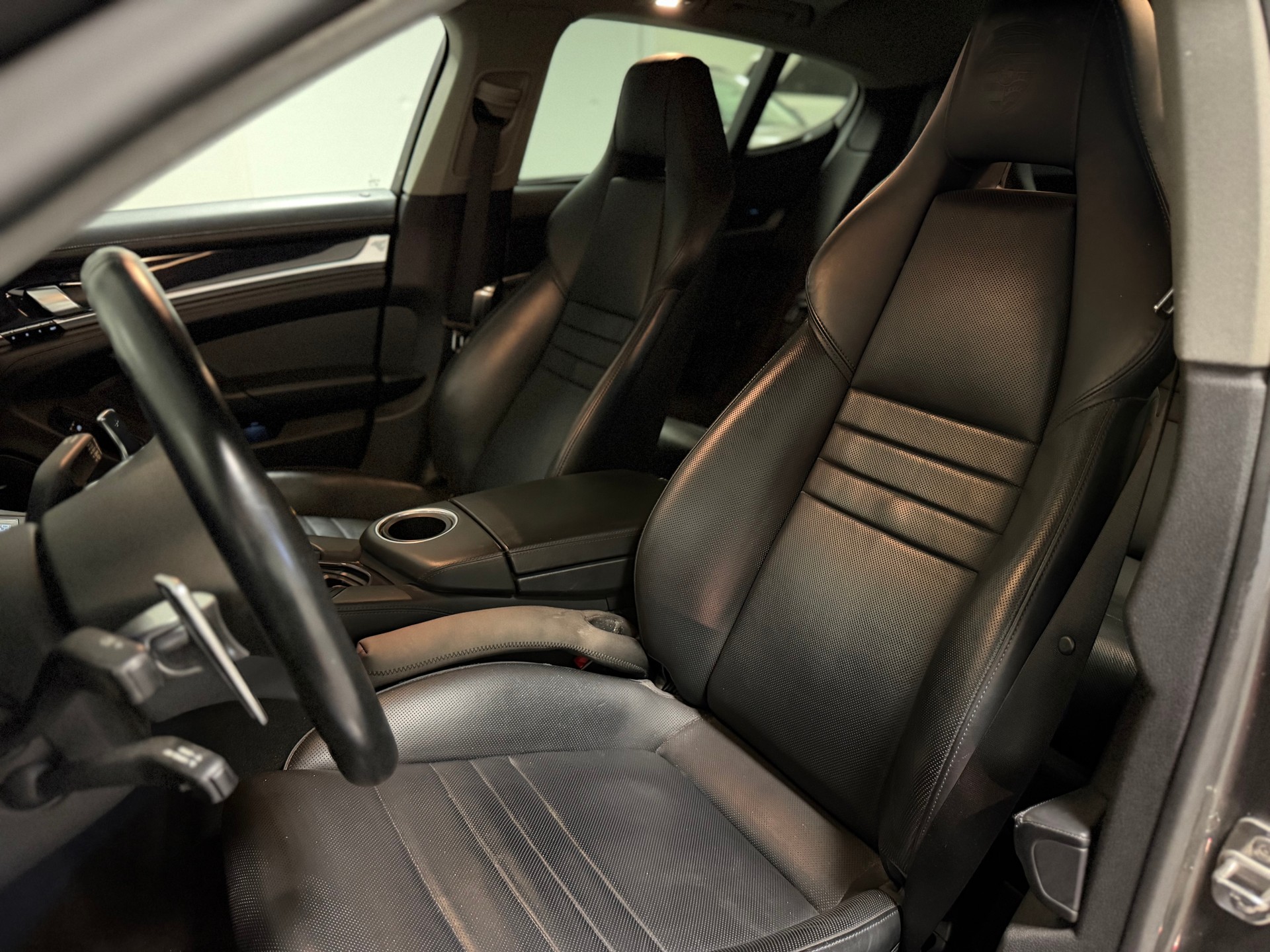 PORSCHE Panamera 4S 3.0 PDK-image-11