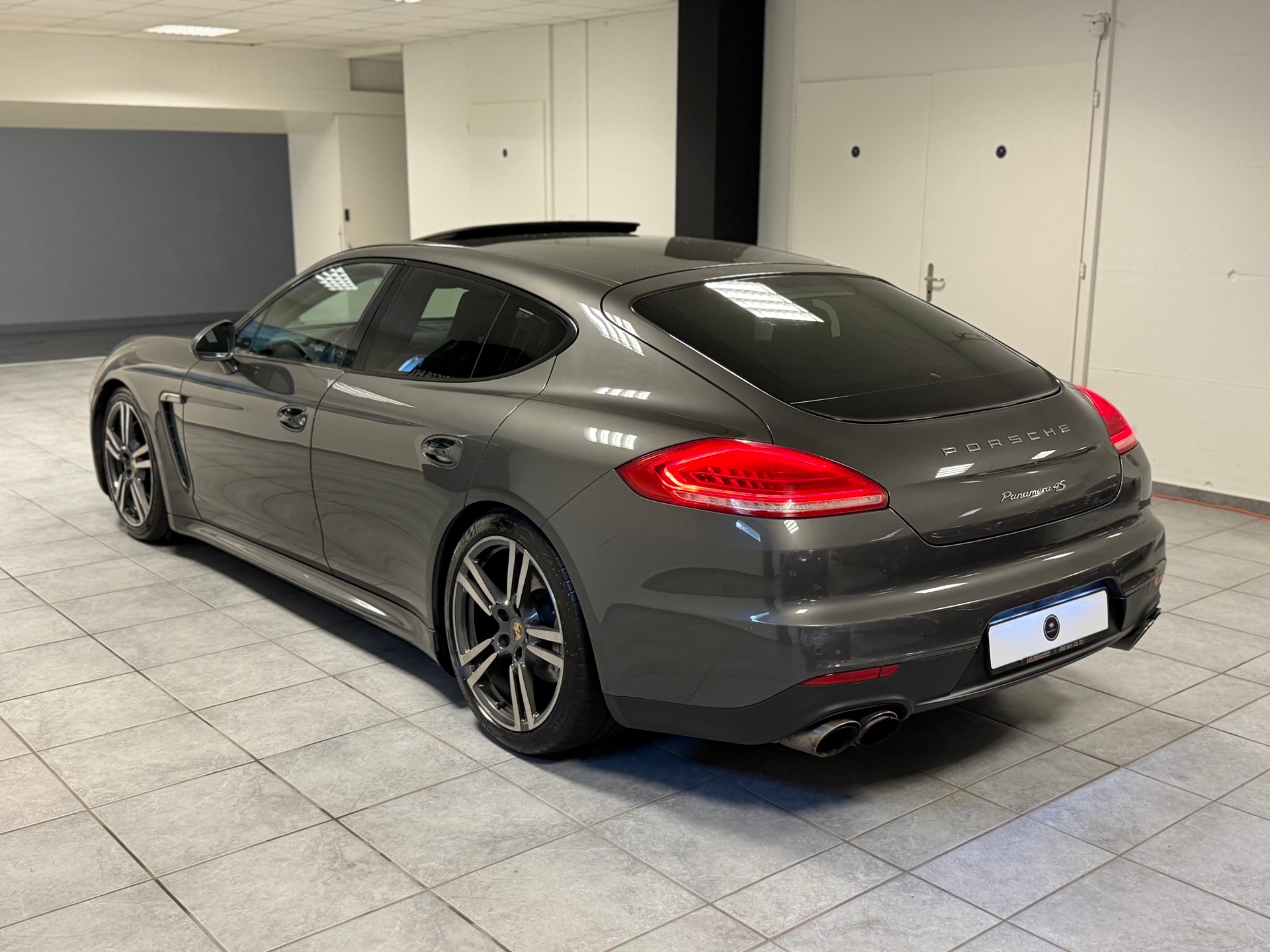 PORSCHE Panamera 4S 3.0 PDK-image-8