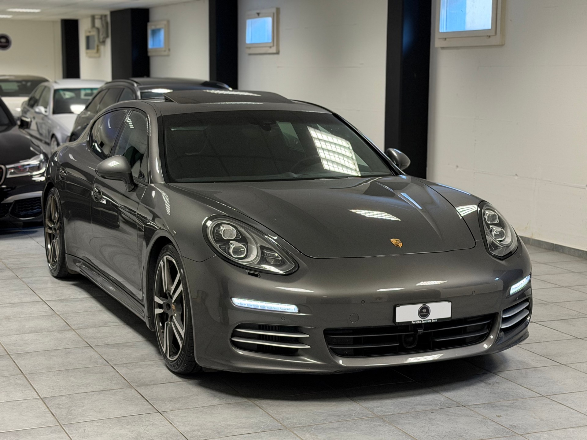 PORSCHE Panamera 4S 3.0 PDK-image-4