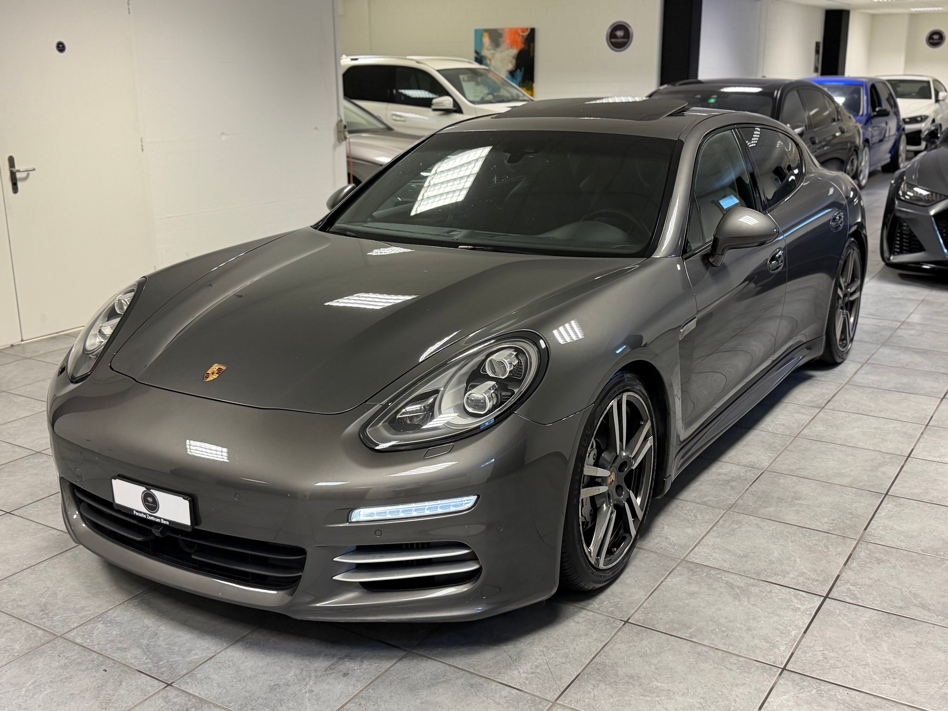 PORSCHE Panamera 4S 3.0 PDK-image-9