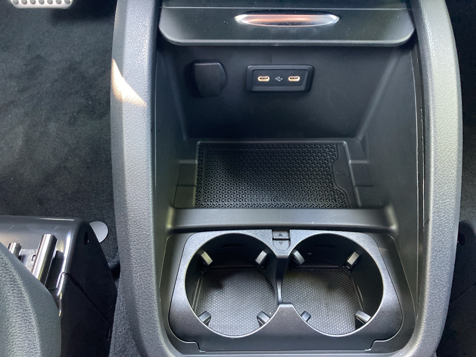 MERCEDES-BENZ V 300 d lang 4Matic Swiss Edition 9G-Tronic-image-12