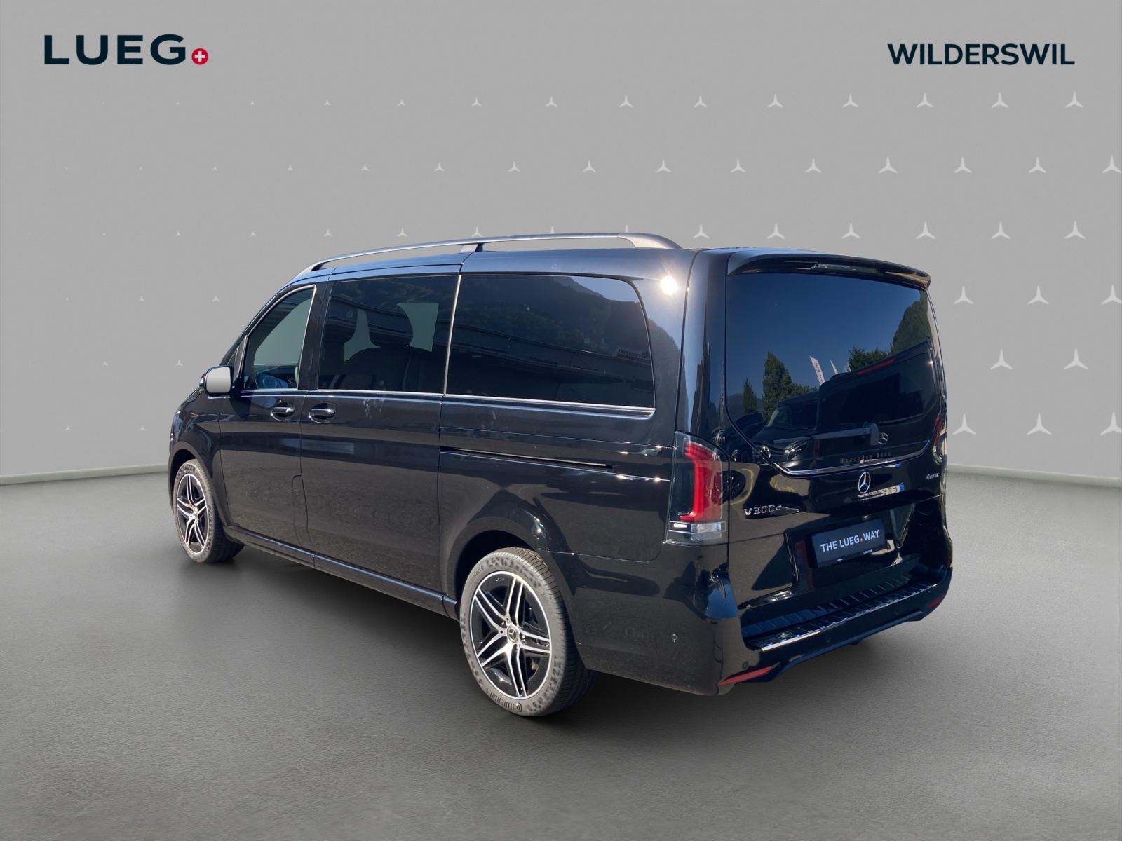 MERCEDES-BENZ V 300 d lang 4Matic Swiss Edition 9G-Tronic-image-2