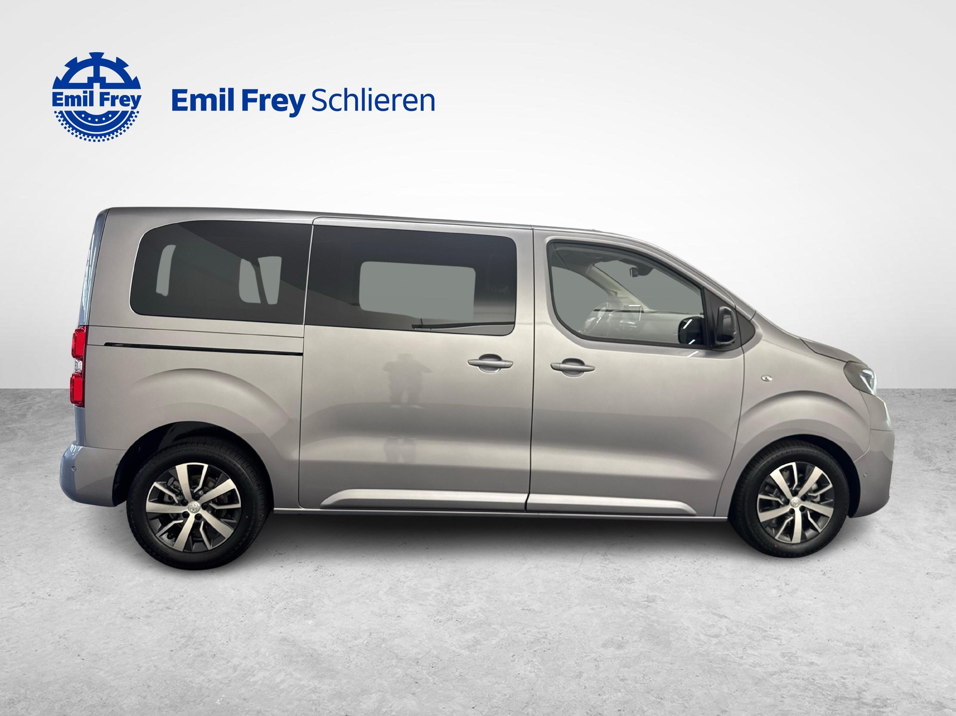 TOYOTA PROACE Verso L1 2.2 D Trend-image-5