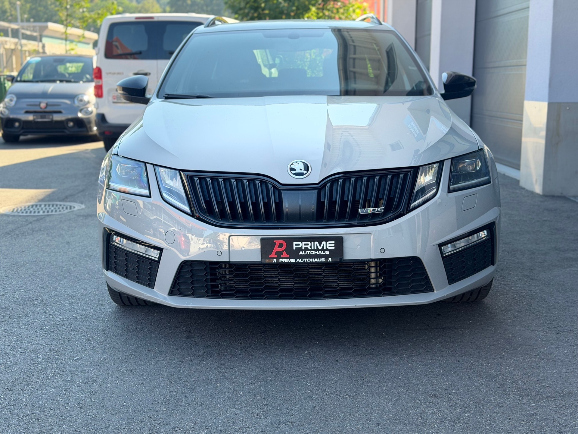 SKODA Octavia Combi 2.0 TDI RS 4x4 DSG-showroom-element-2
