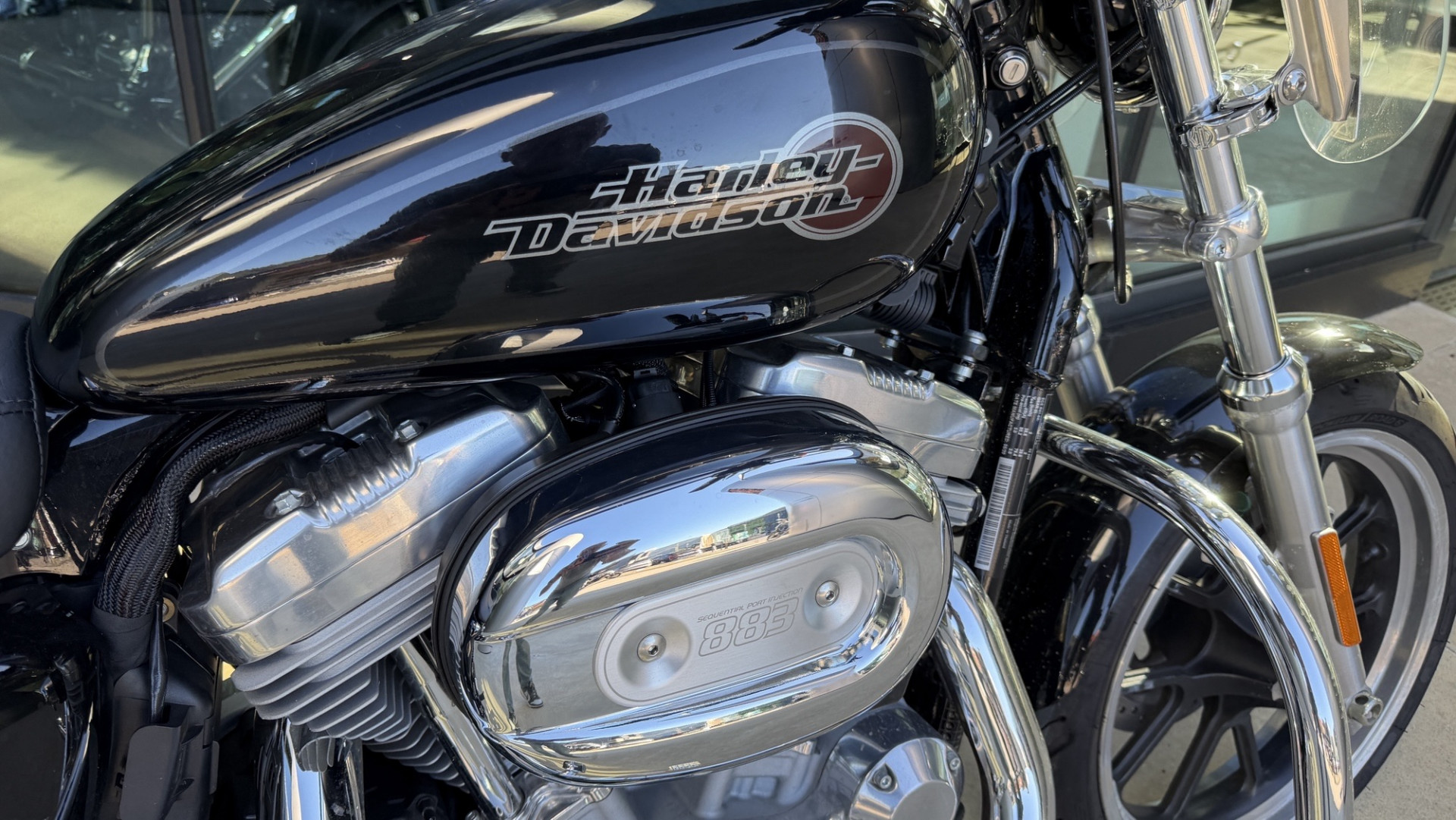 HARLEY-DAVIDSON XL 883 L Sportster Super Low-image-1