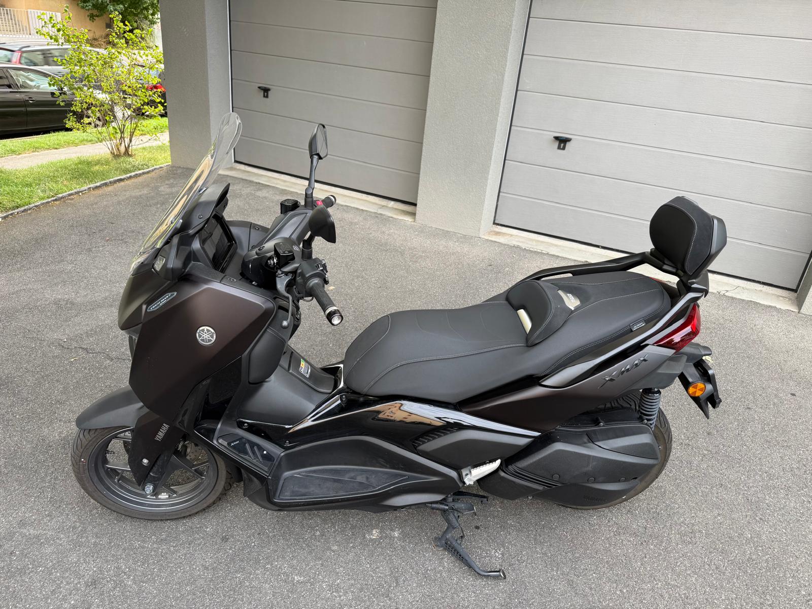YAMAHA X-Max 300 Tech Max-image-7