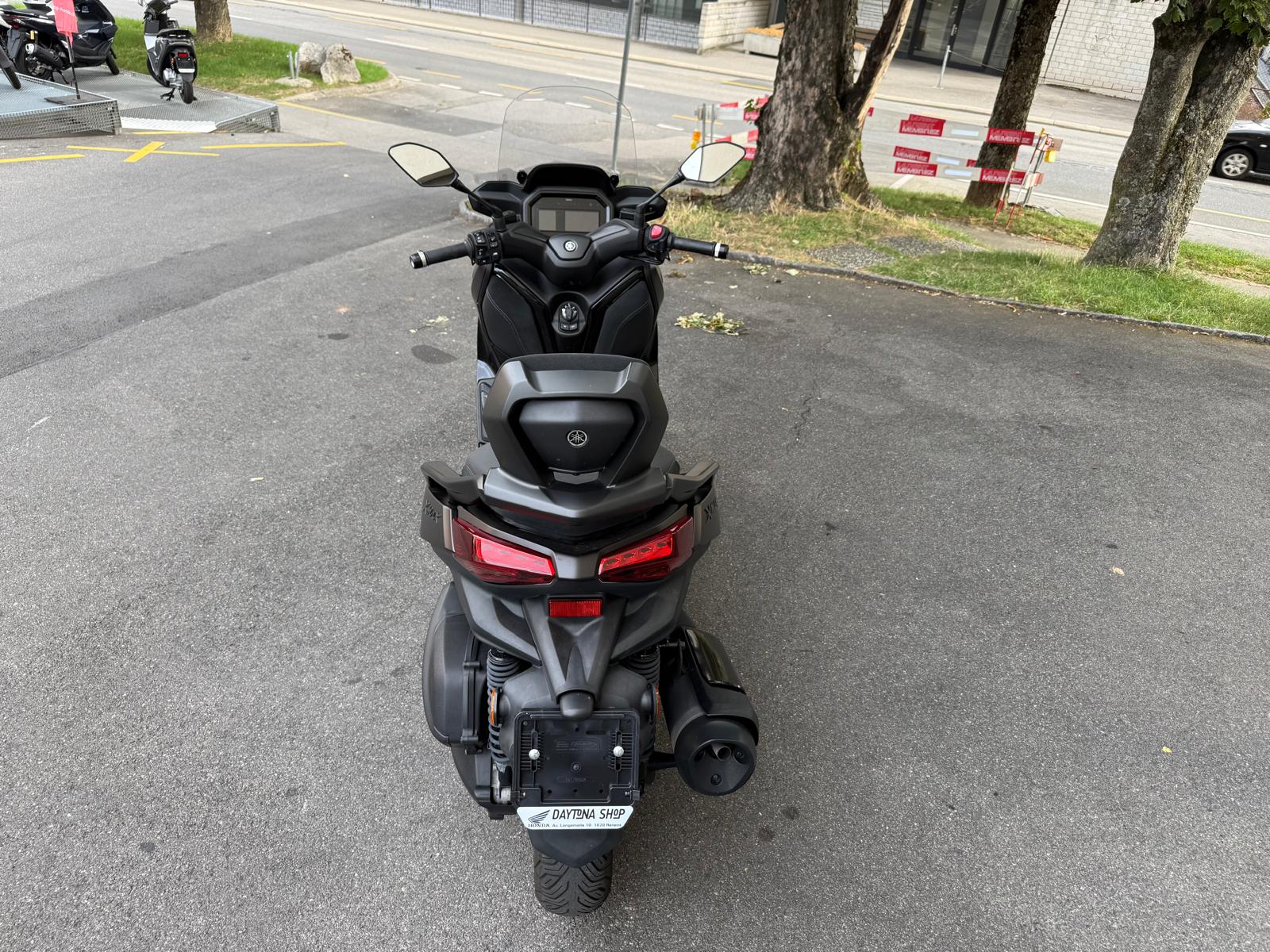 YAMAHA X-Max 300 Tech Max-image-8