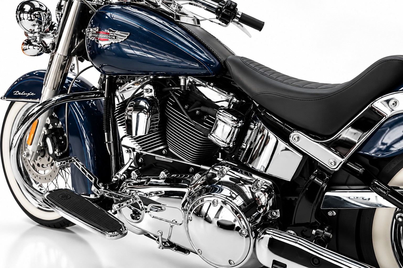 HARLEY-DAVIDSON FLSTNI Softail Deluxe-image-7