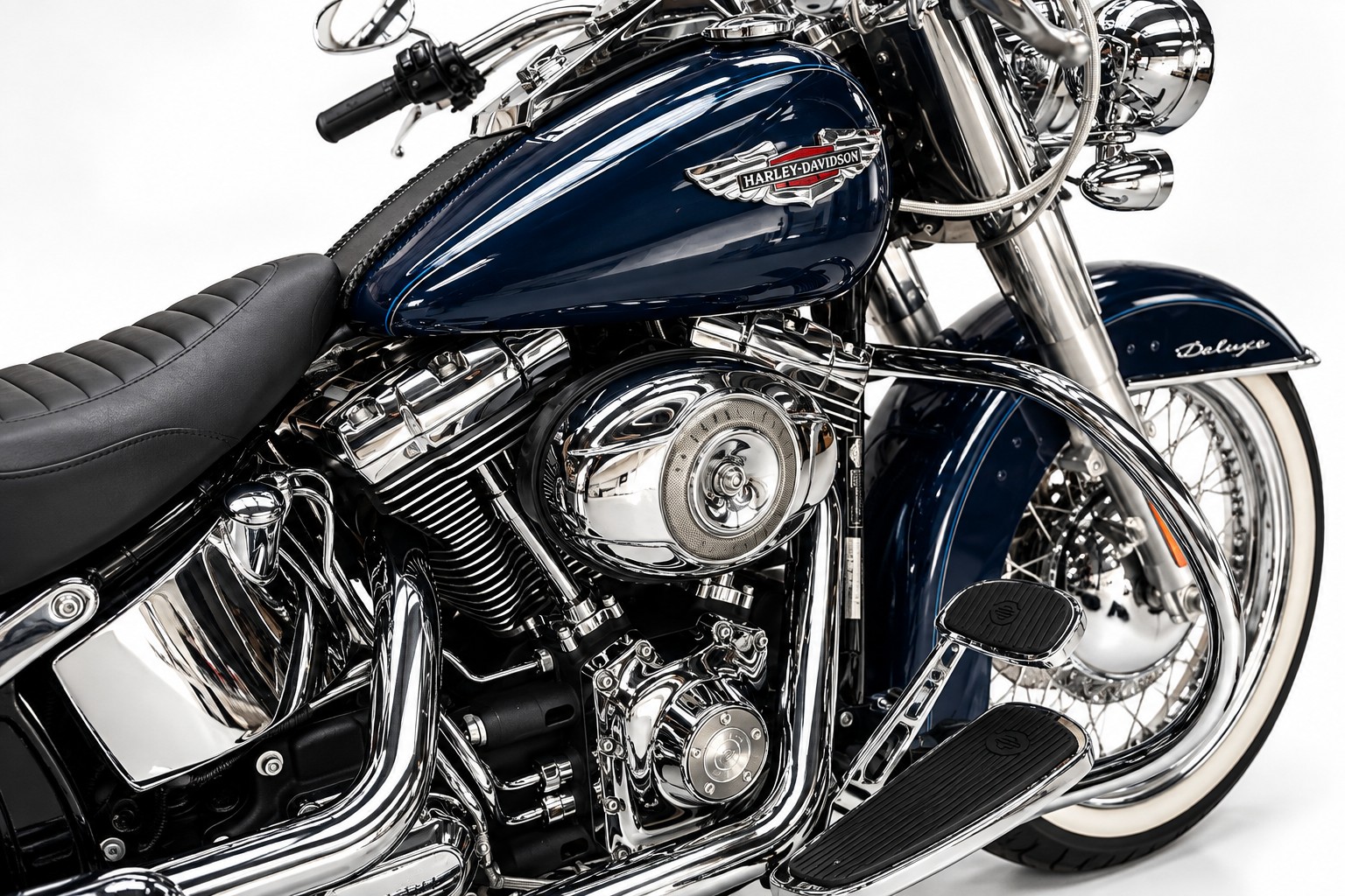 HARLEY-DAVIDSON FLSTNI Softail Deluxe-image-4
