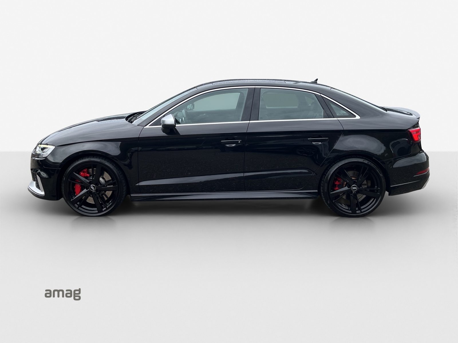 AUDI RS3 Limousine 2.5 TSI quattro S-tronic-showroom-element-1