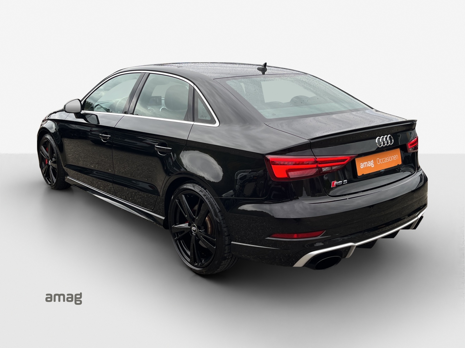 AUDI RS3 Limousine 2.5 TSI quattro S-tronic-showroom-element-2