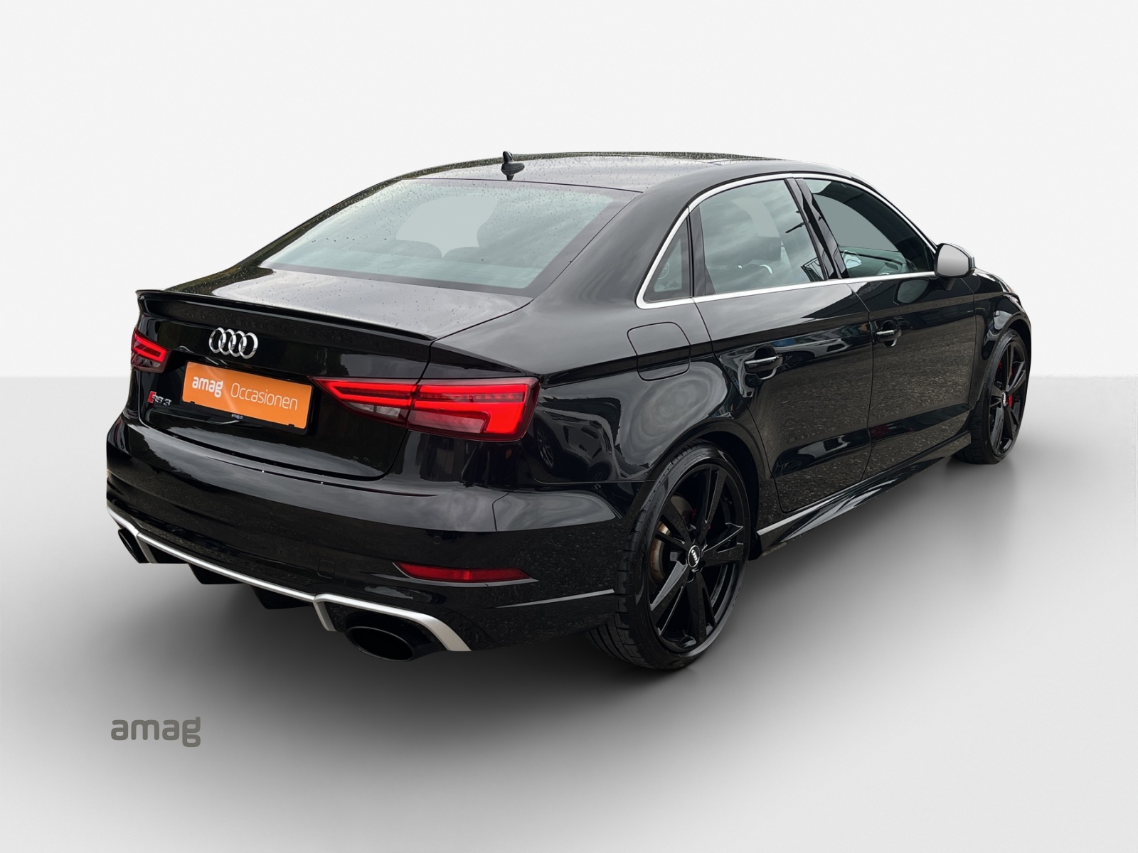AUDI RS3 Limousine 2.5 TSI quattro S-tronic-image-4