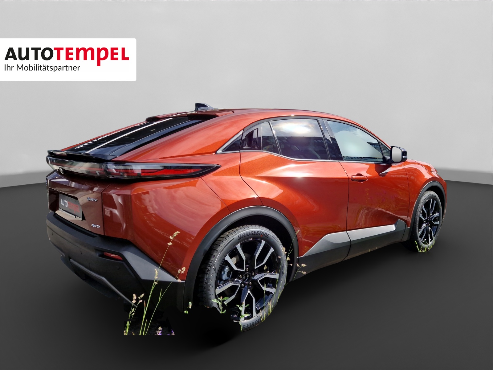 TOYOTA C-HR+ Style-image-4