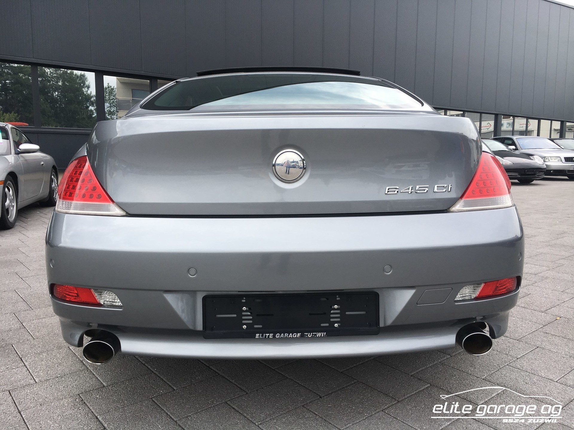 BMW 645i-image-6