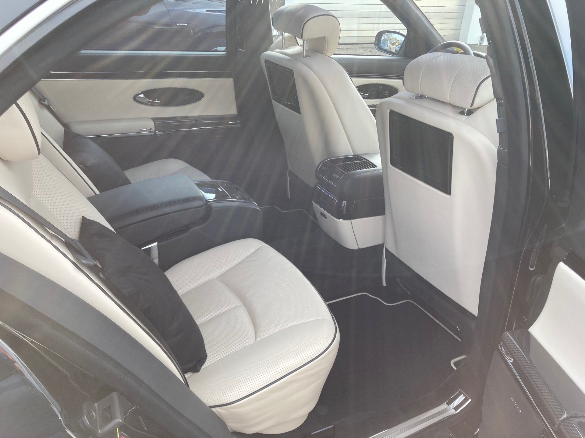 MAYBACH 57 S-image-8