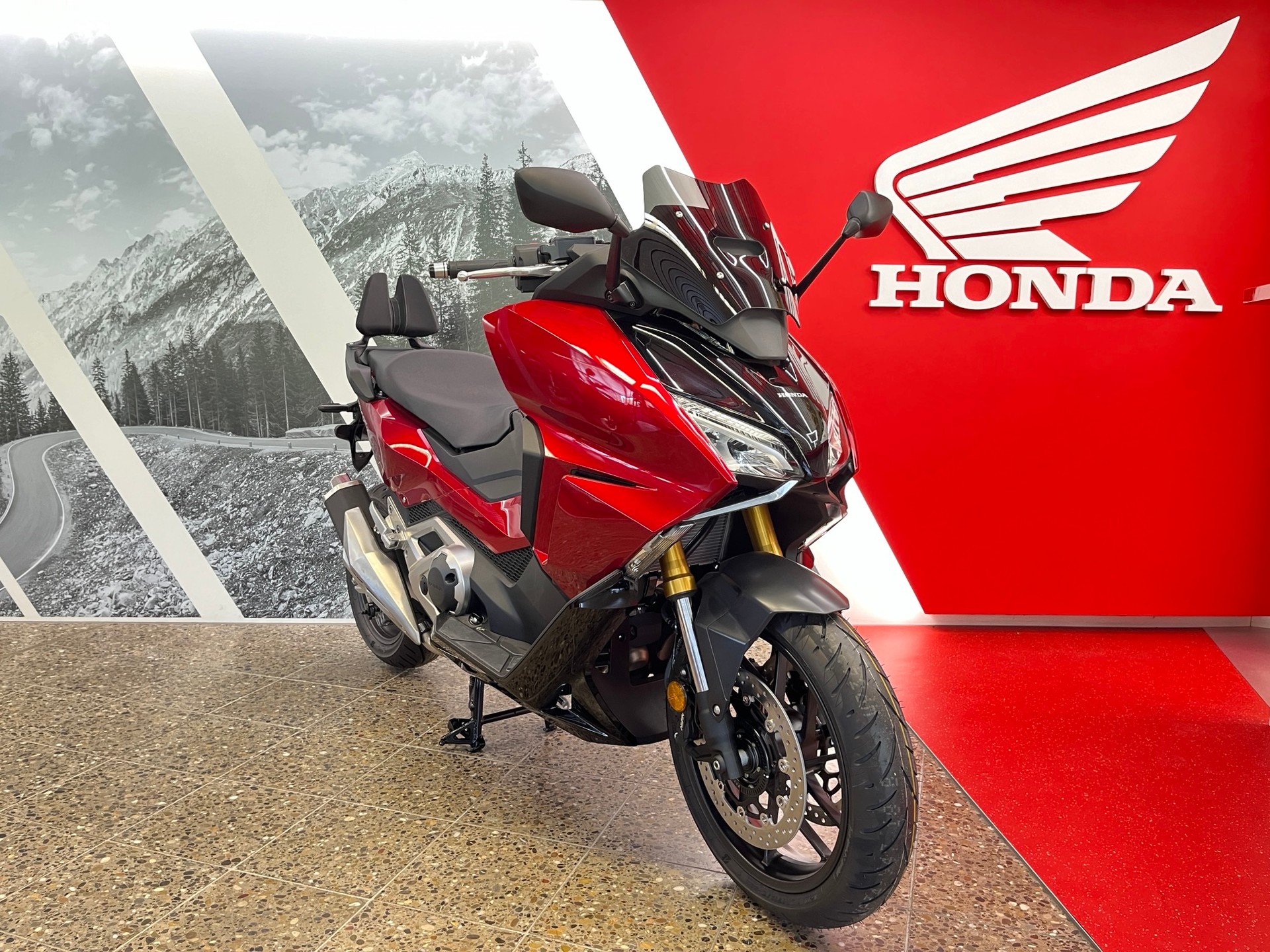 HONDA NSS 750 inkl. Sportpack in der 35KW Version-showroom-element-2