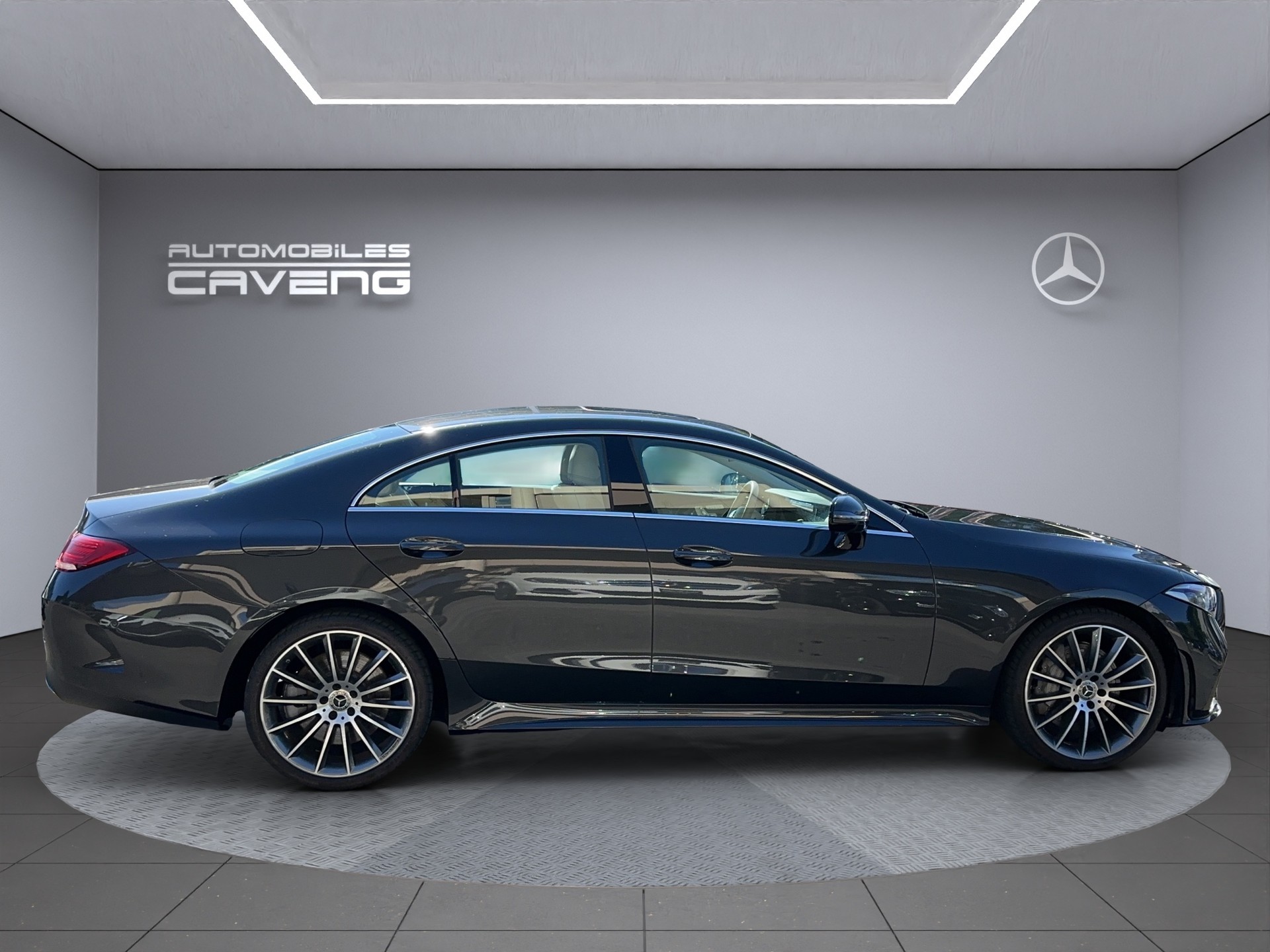 MERCEDES-BENZ CLS 450 4Matic AMG Line 9G-Tronic-image-5