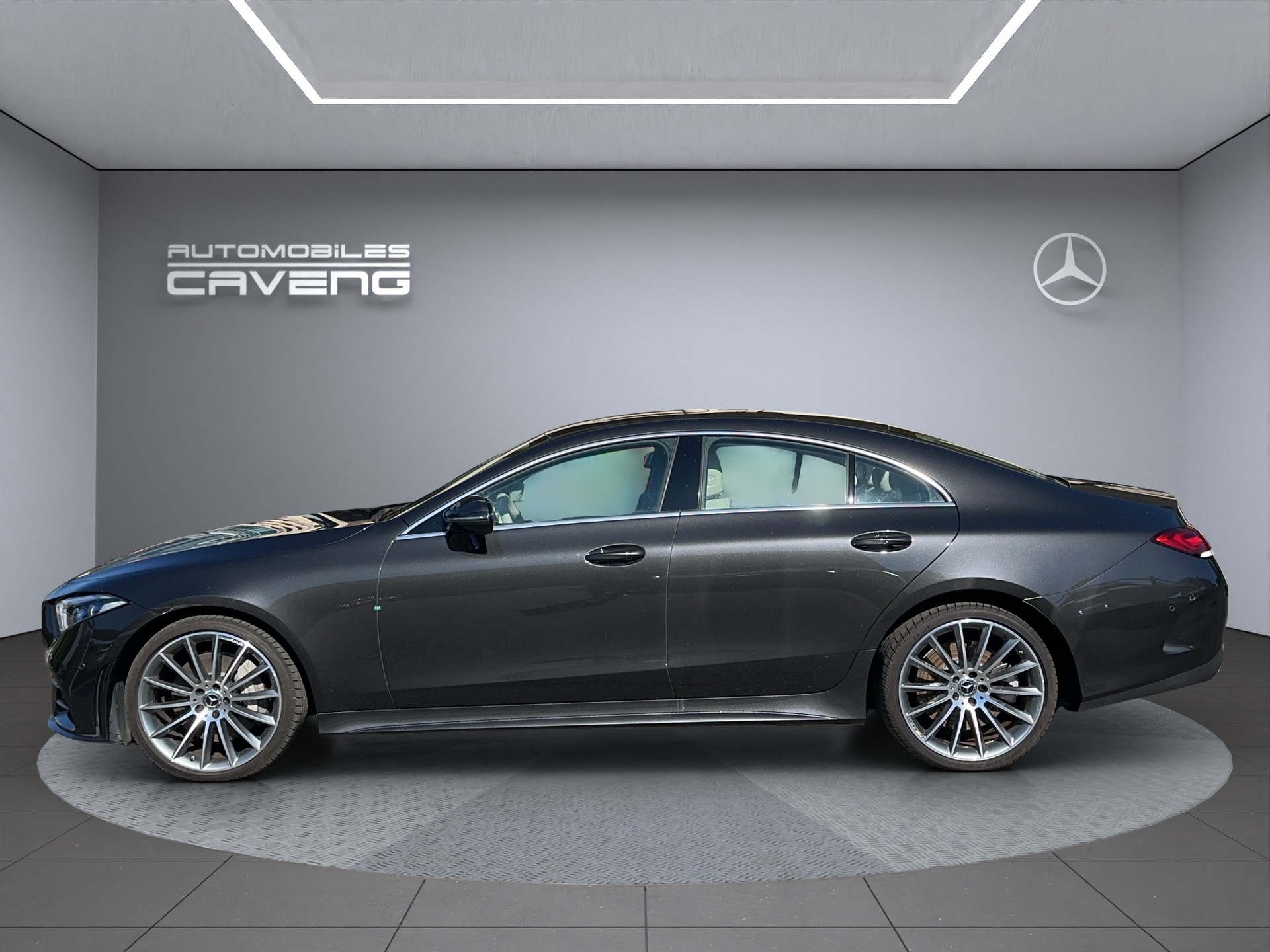 MERCEDES-BENZ CLS 450 4Matic AMG Line 9G-Tronic-showroom-element-1