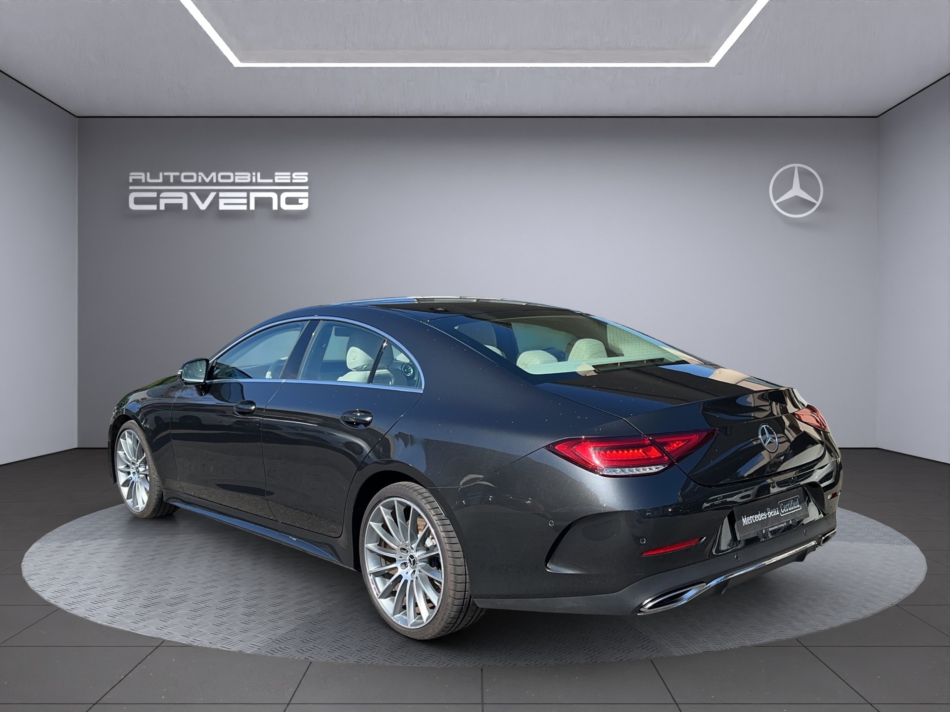 MERCEDES-BENZ CLS 450 4Matic AMG Line 9G-Tronic-showroom-element-2