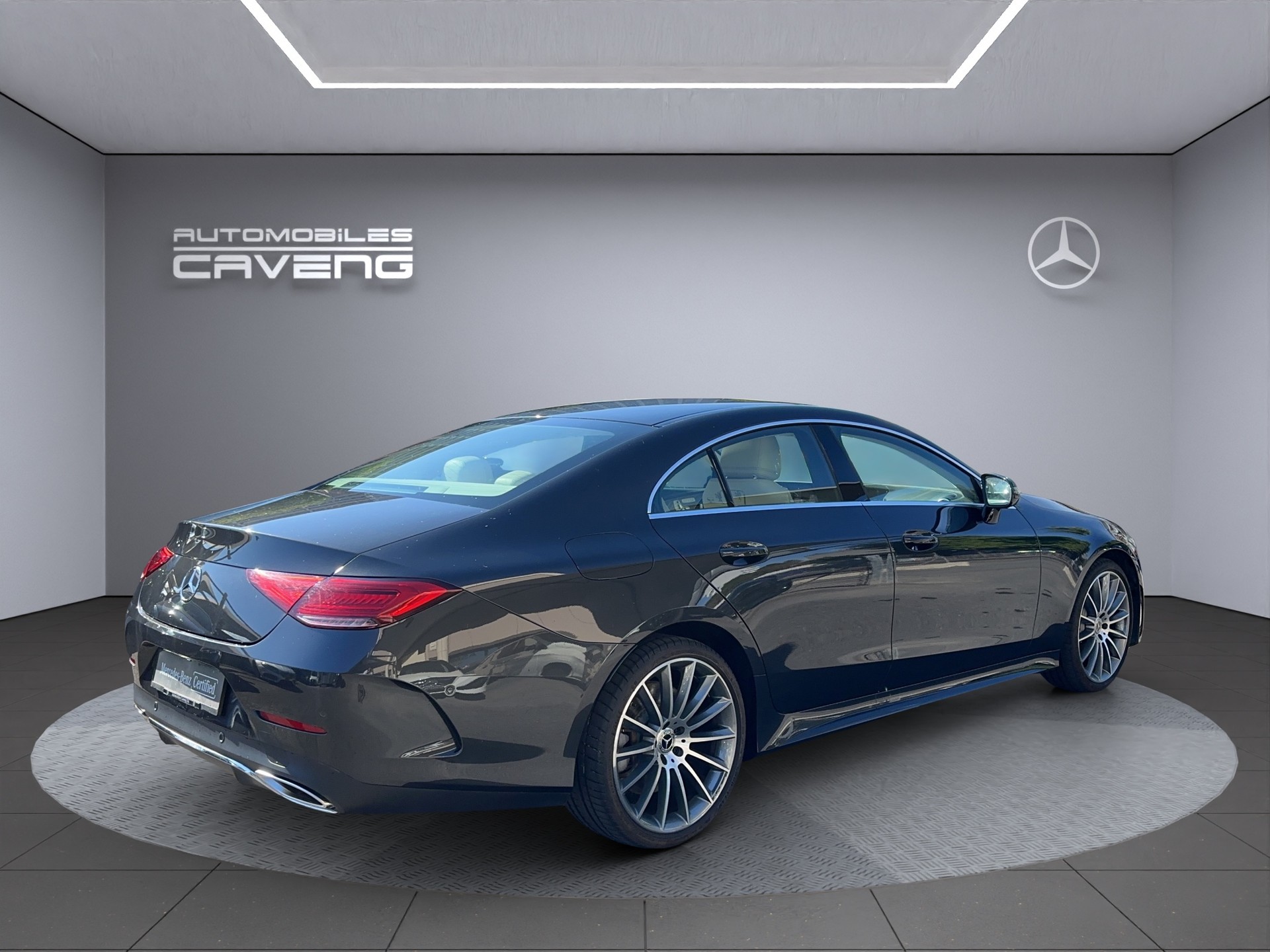 MERCEDES-BENZ CLS 450 4Matic AMG Line 9G-Tronic-image-4