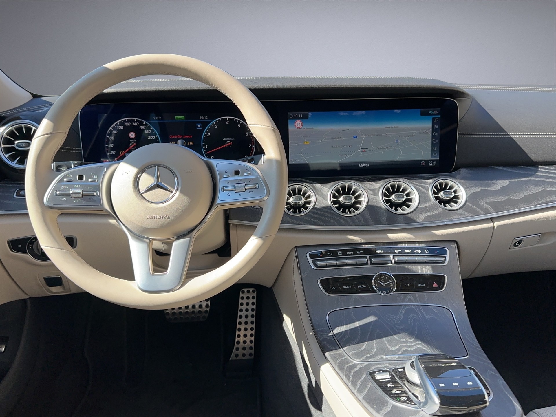 MERCEDES-BENZ CLS 450 4Matic AMG Line 9G-Tronic-image-11