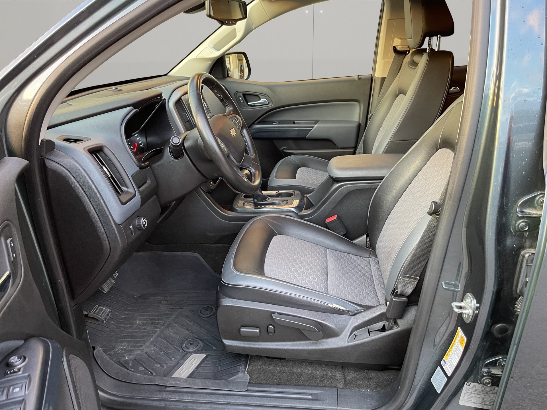 CHEVROLET Z71-image-10