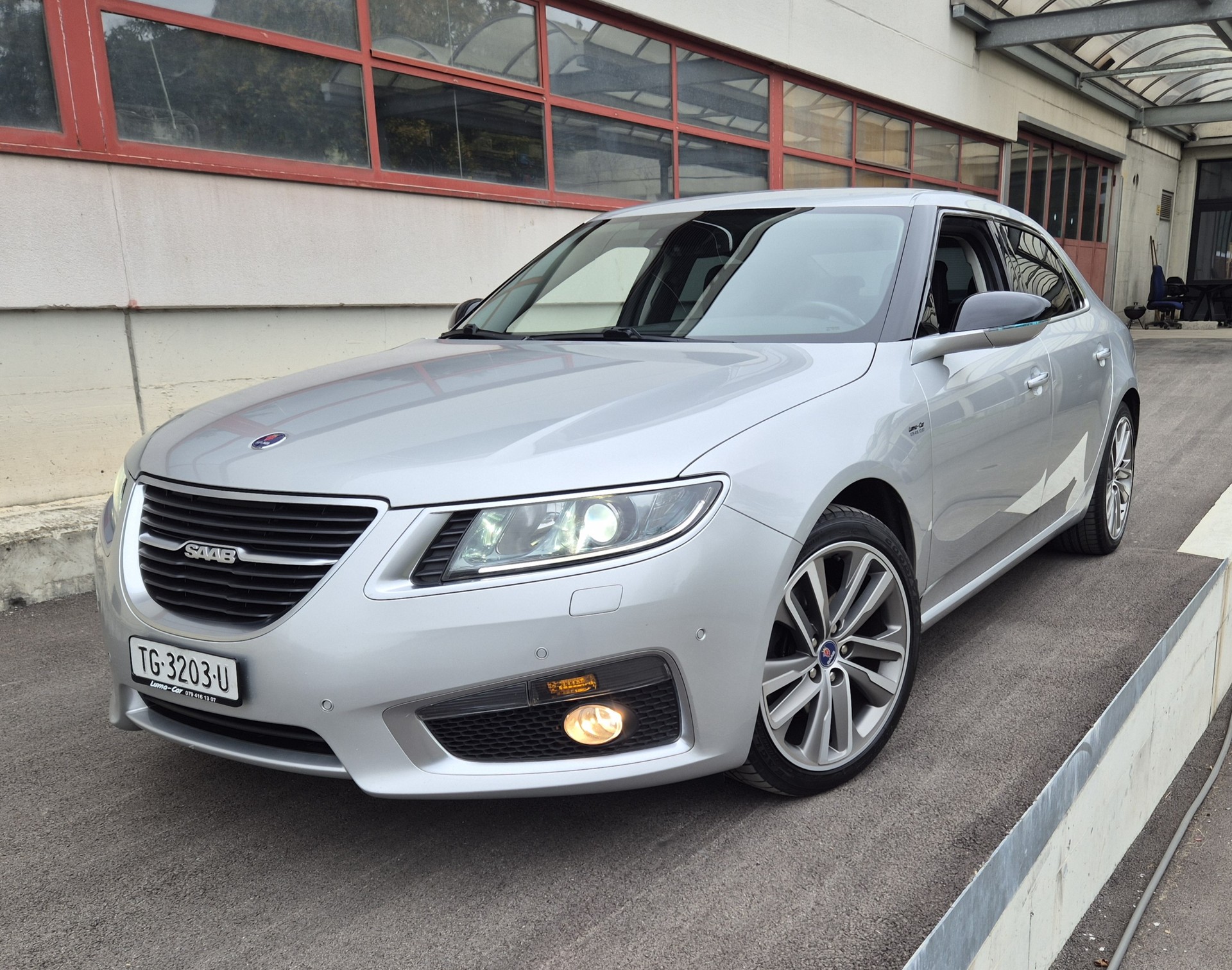 SAAB 9-5 2.0T Aero XWD Automatic / 220 PS und 350 Nm-image-1