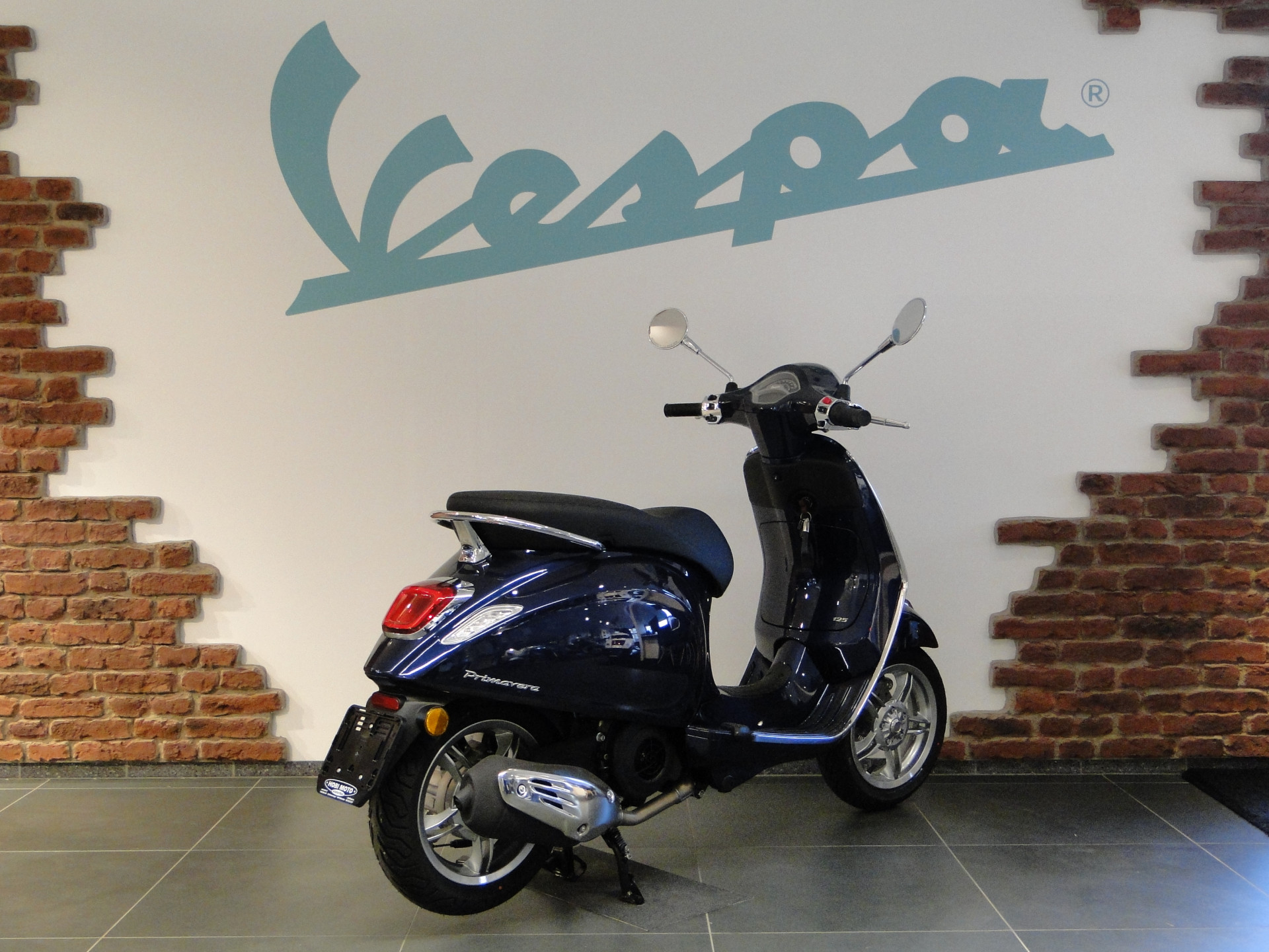 PIAGGIO Vespa Primavera 125-image-3
