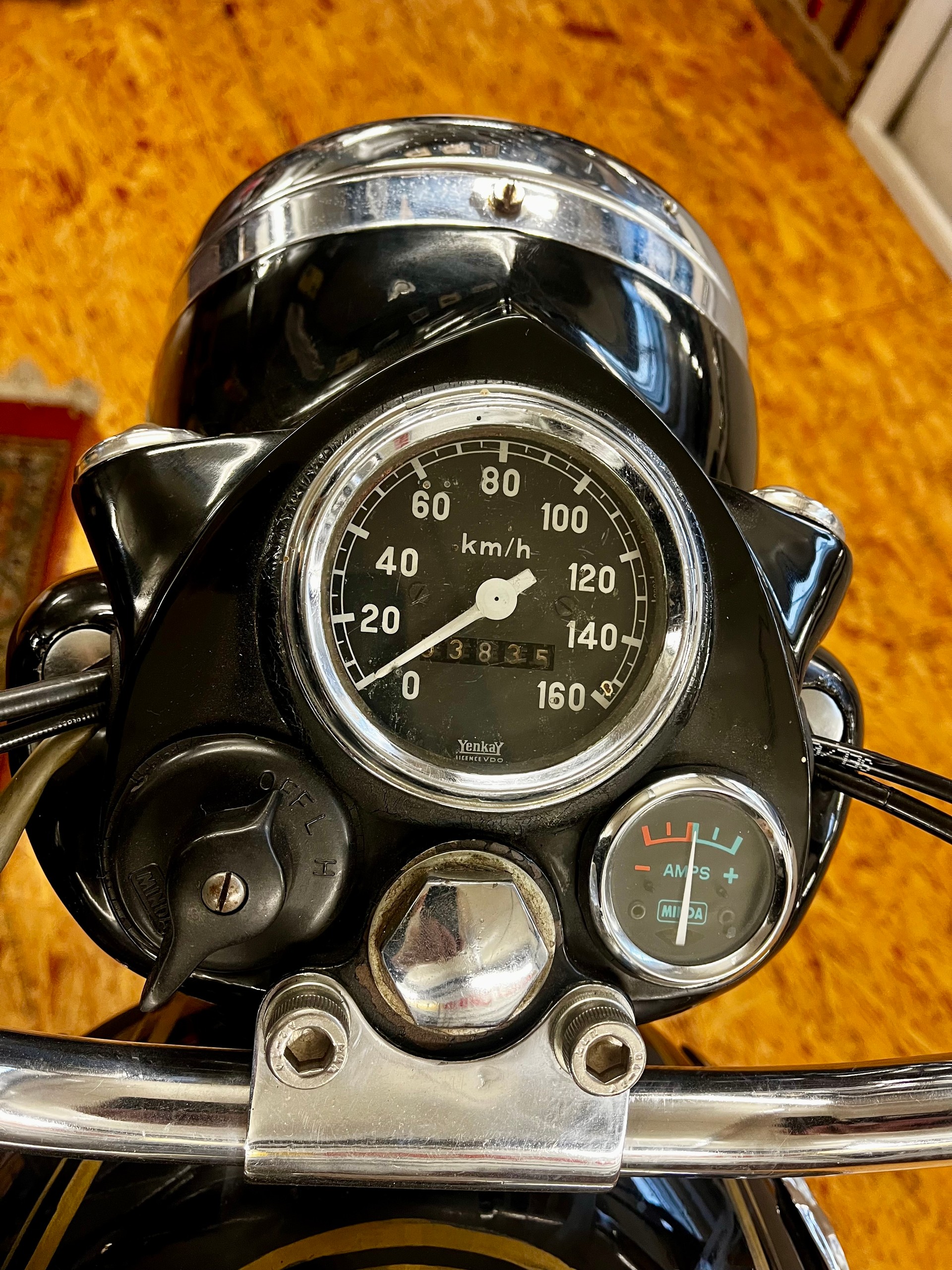 ROYAL ENFIELD BULLET 350-image-8