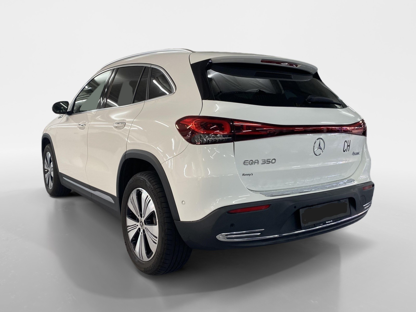 MERCEDES-BENZ EQA 350 4Matic-image-3